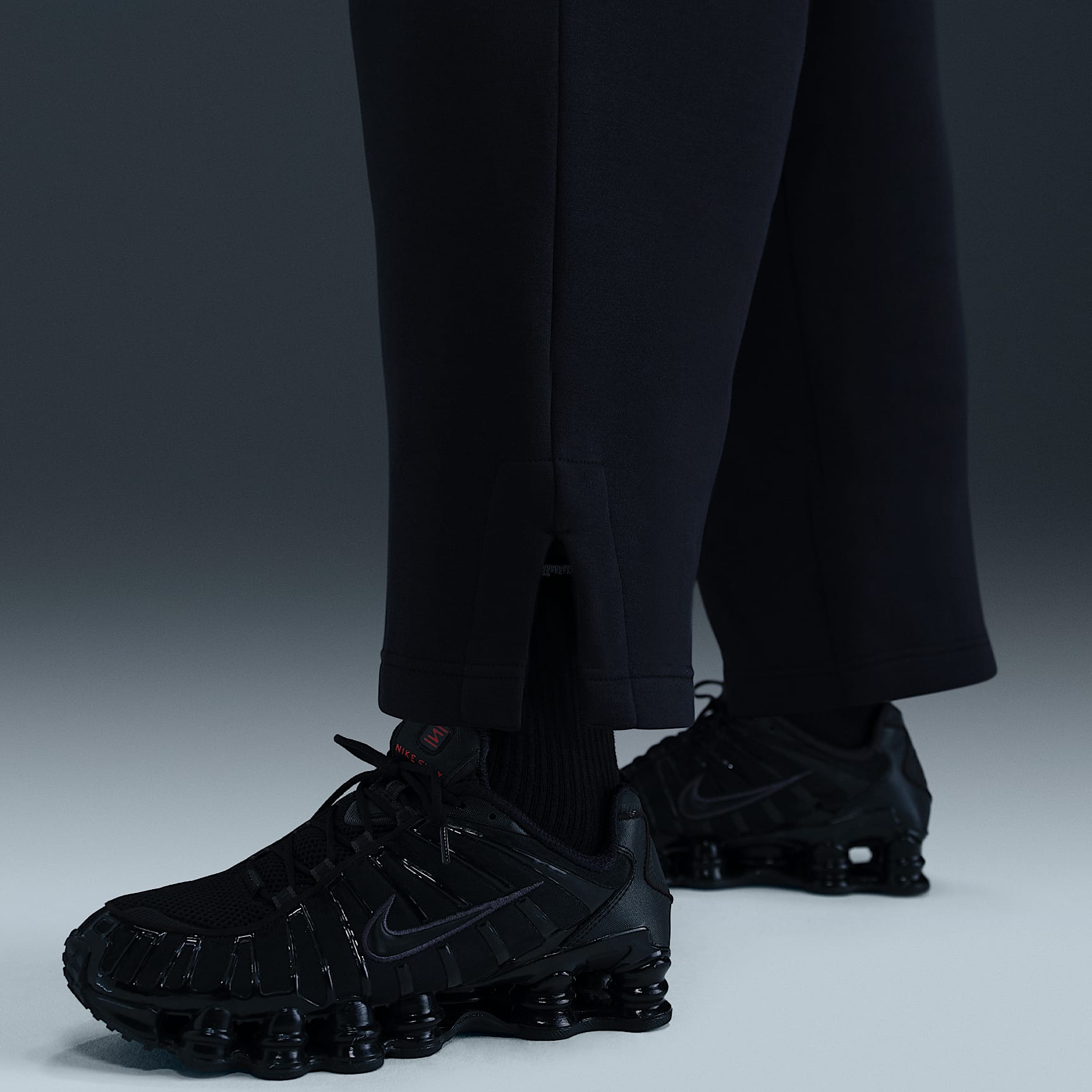 Nike Sportswear Phoenix Fleece Women's High-Waisted Wide-Leg Graphic Pants (Plus Size)