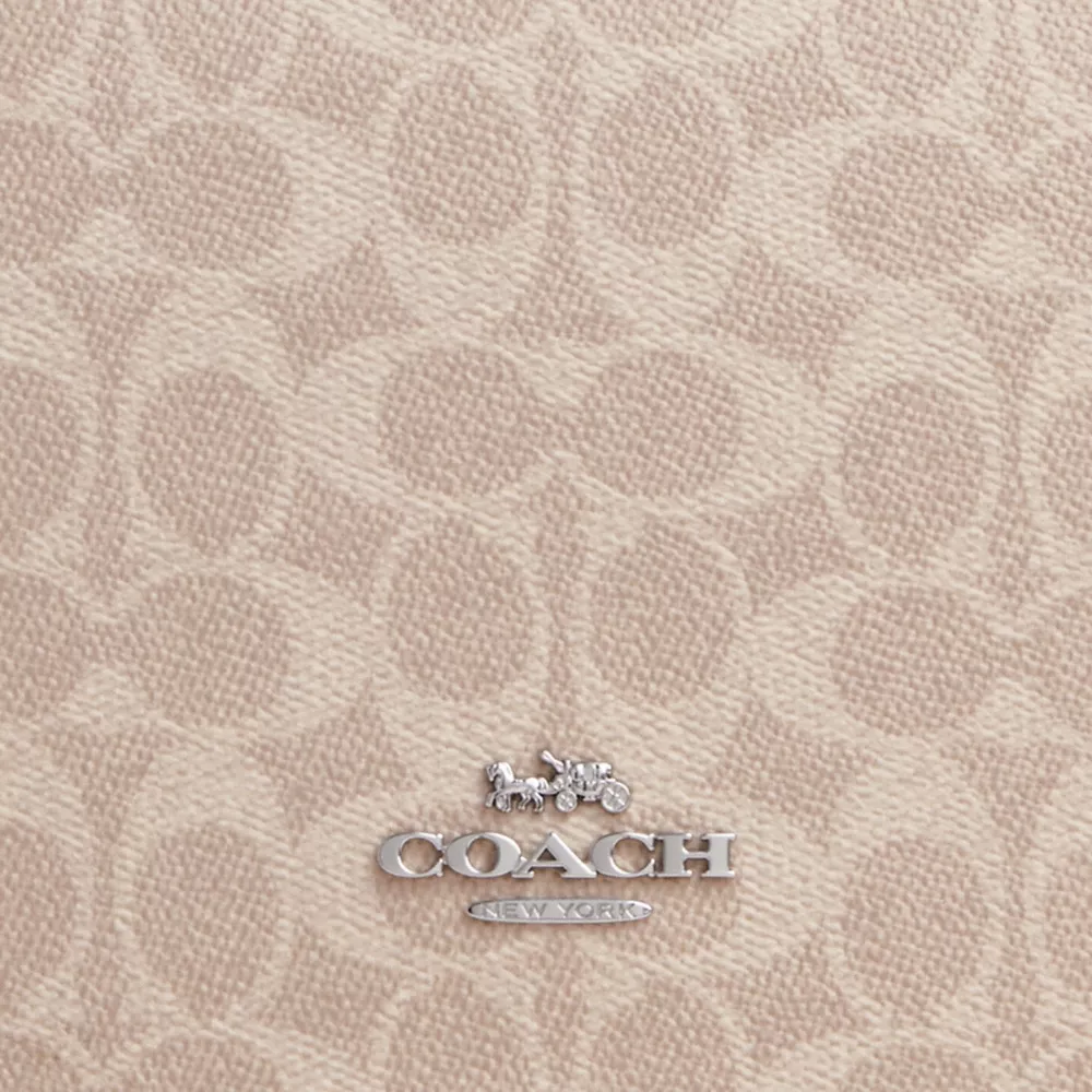 Сумка COACH Quinn Bag In Signature Canvas