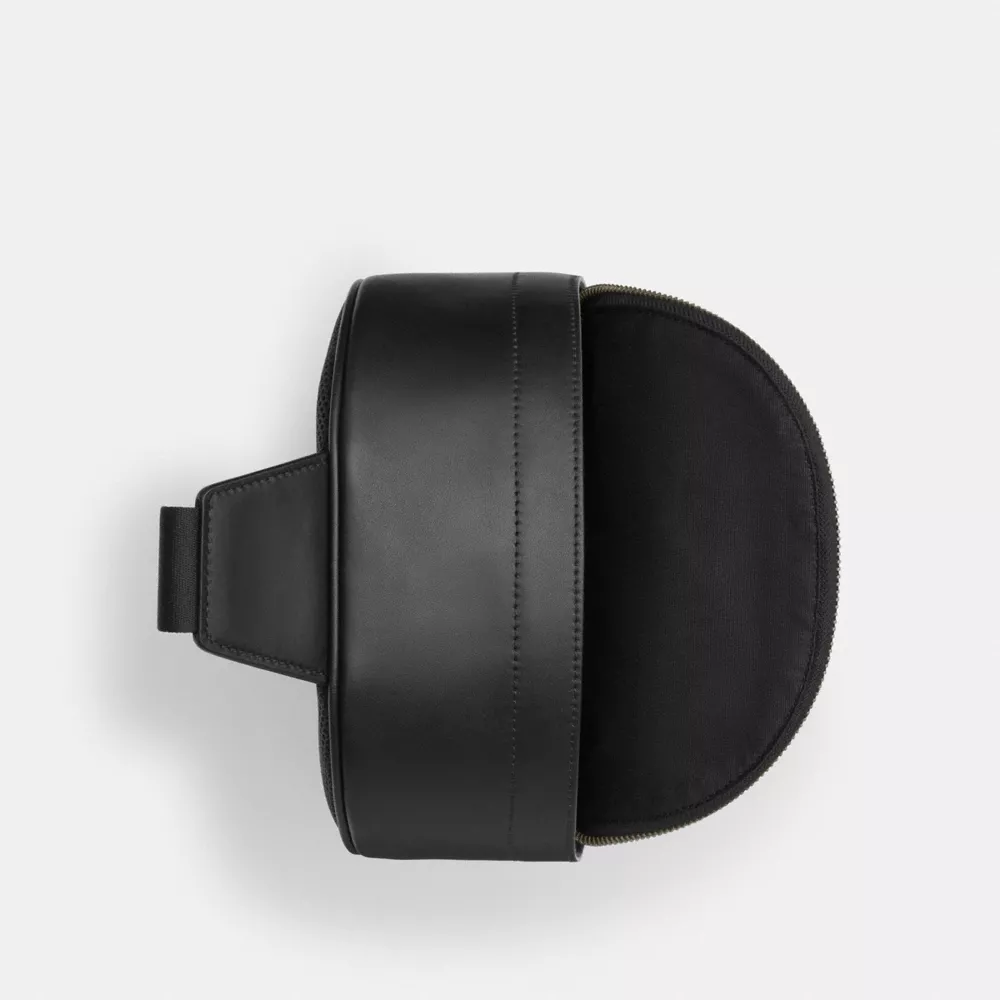 Сумка COACH West Pack In Signature Canvas With Varsity Stripe