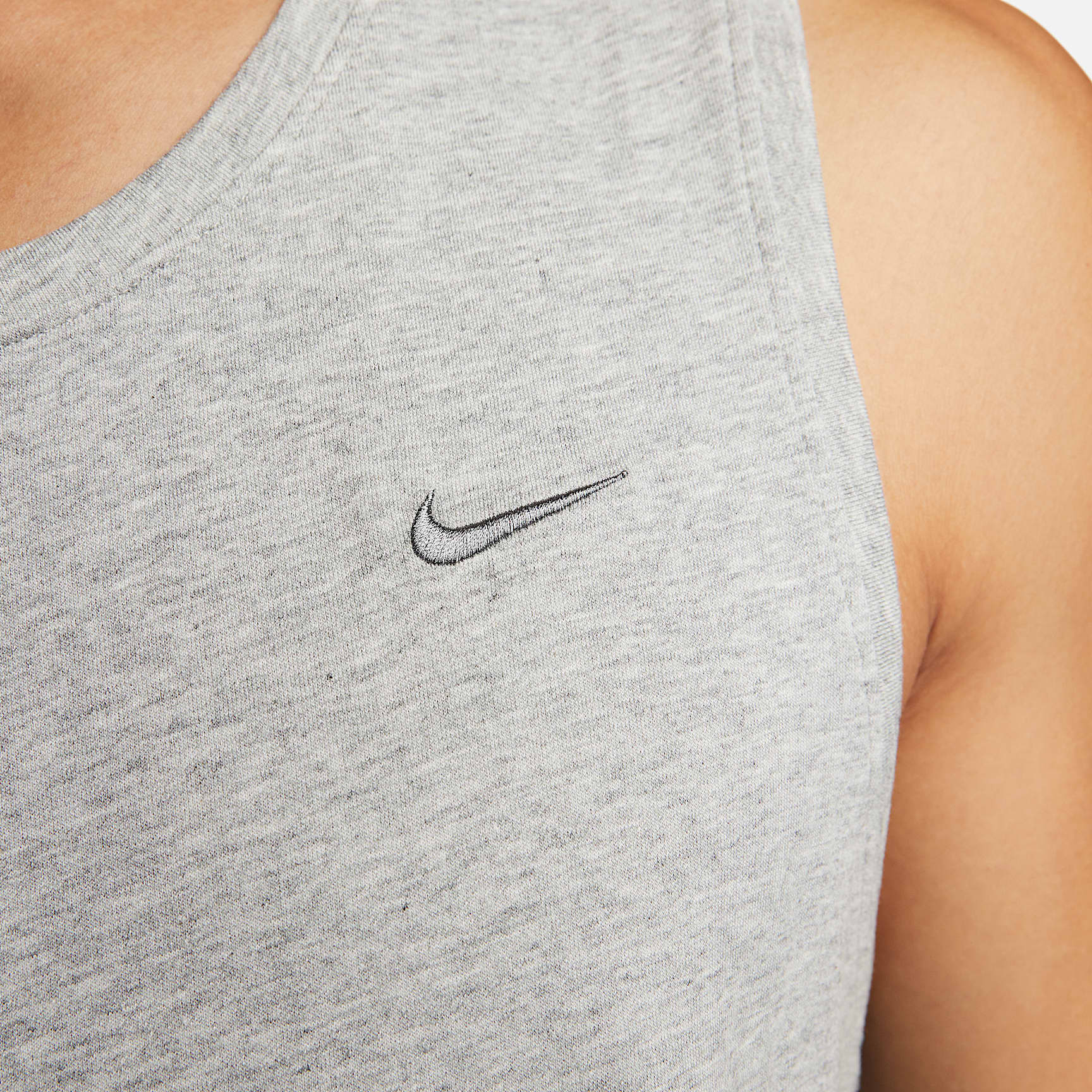 Nike Primary Men's Dri-FIT Versatile Tank