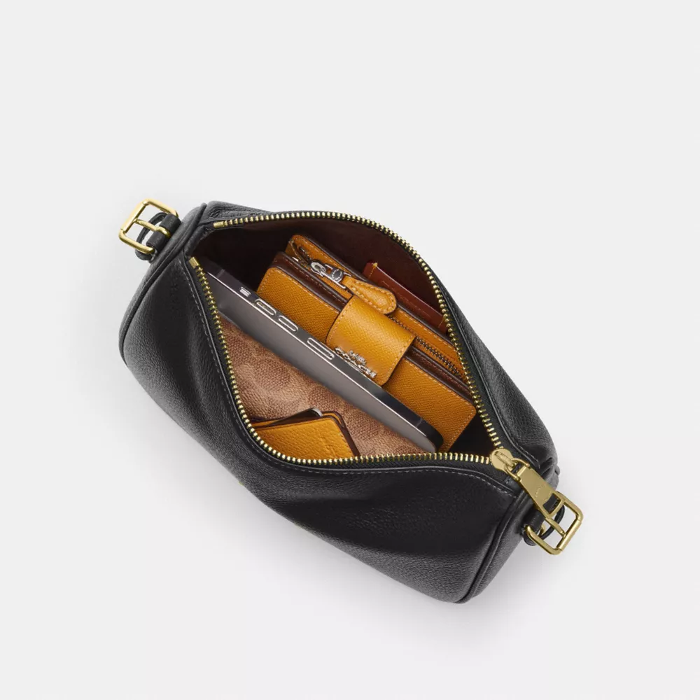 Сумка COACH Kailey Shoulder Bag