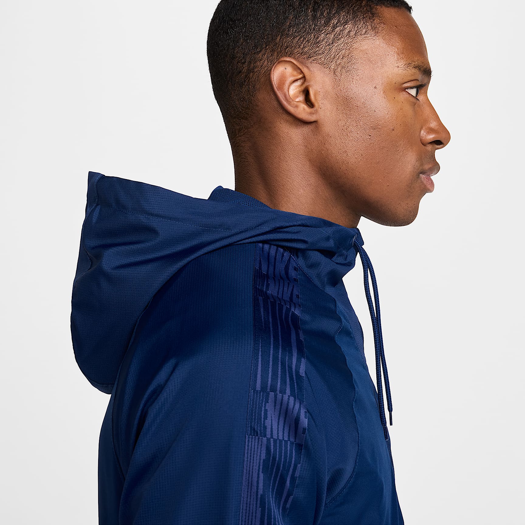 Nike Academy+ Men's Repel Soccer Anorak Jacket