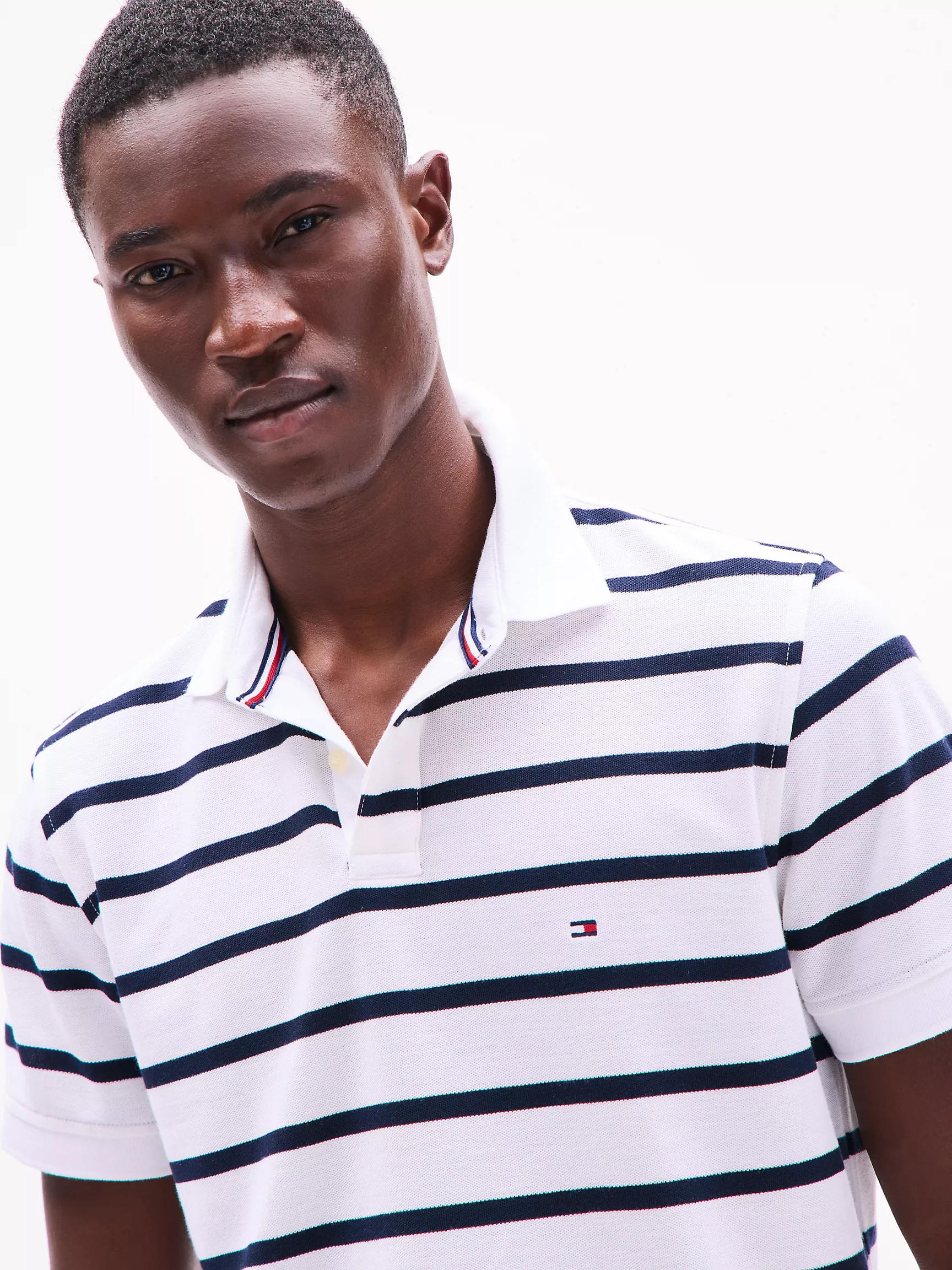 Мужское поло Tommy Hilfiger, Полосатое влагоотводящее поло стандартного кроя