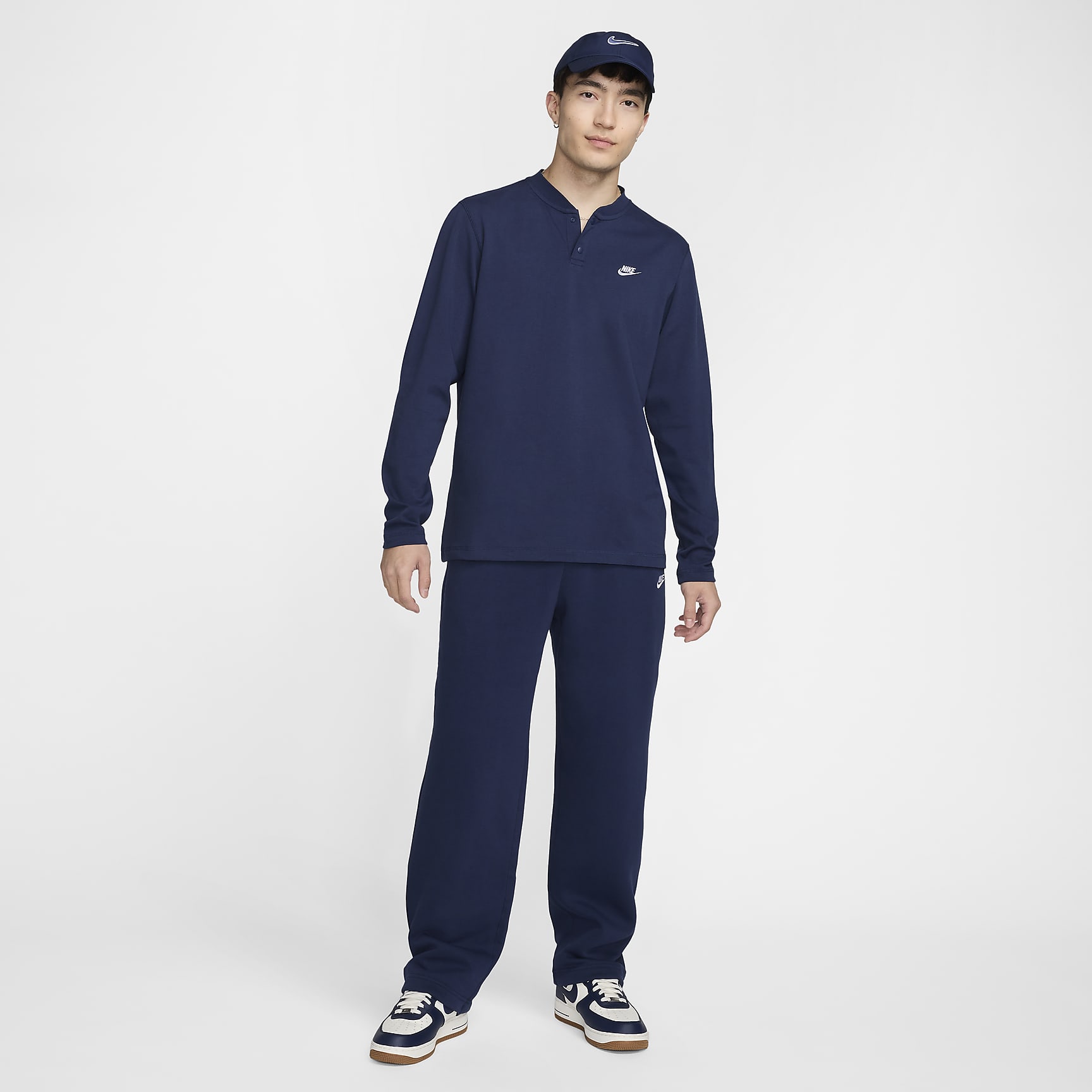 Nike Club Men's Long-Sleeve Henley