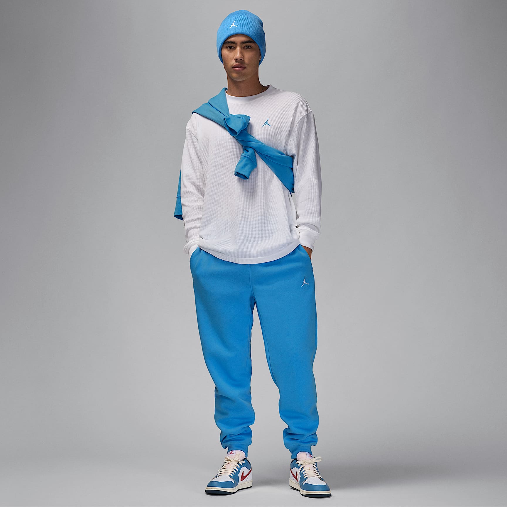 Jordan Essentials Men's Long-Sleeve Top