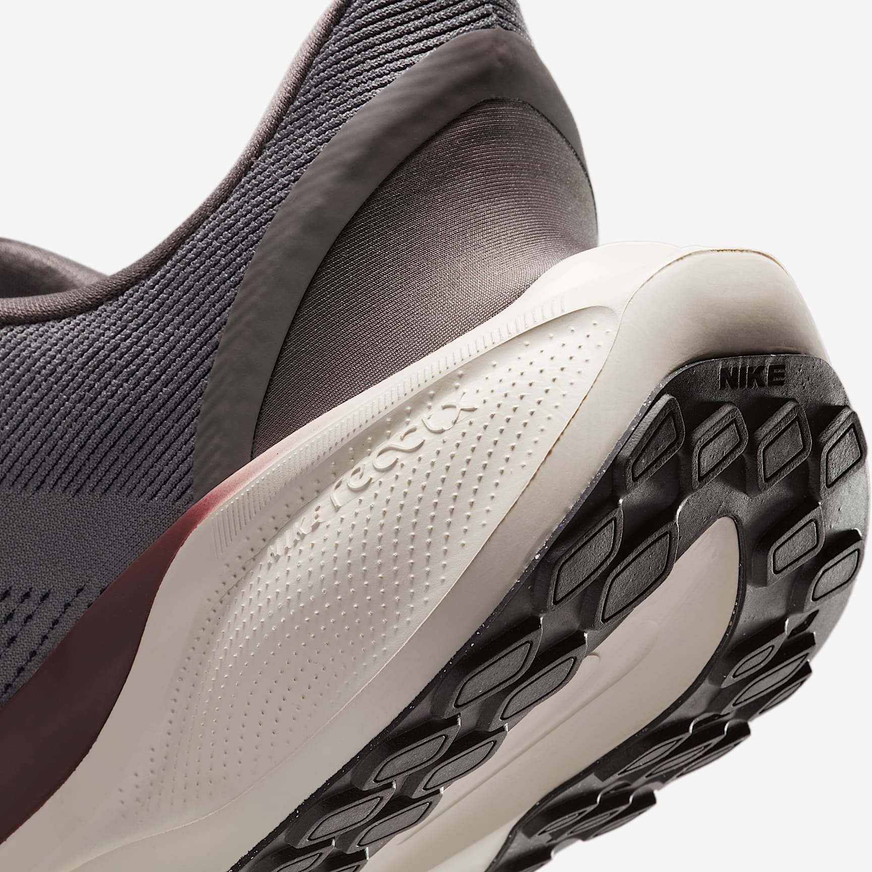 Nike Pegasus EasyOn Men's Road Running Shoes