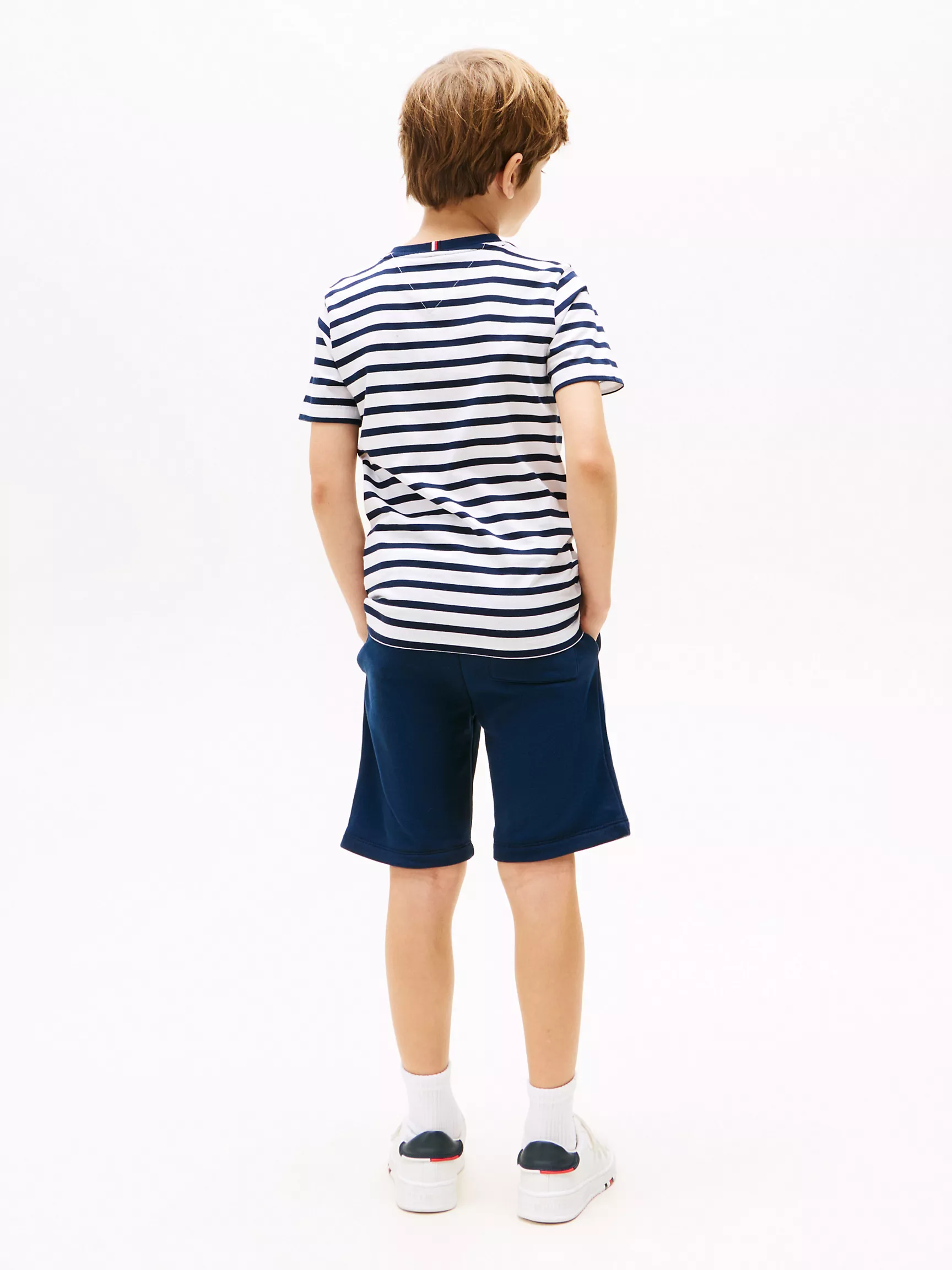 Комплект из топа и шорт для мальчика Tommy Hilfiger, Детский комплект: футболка с логотипом Tommy и шорты