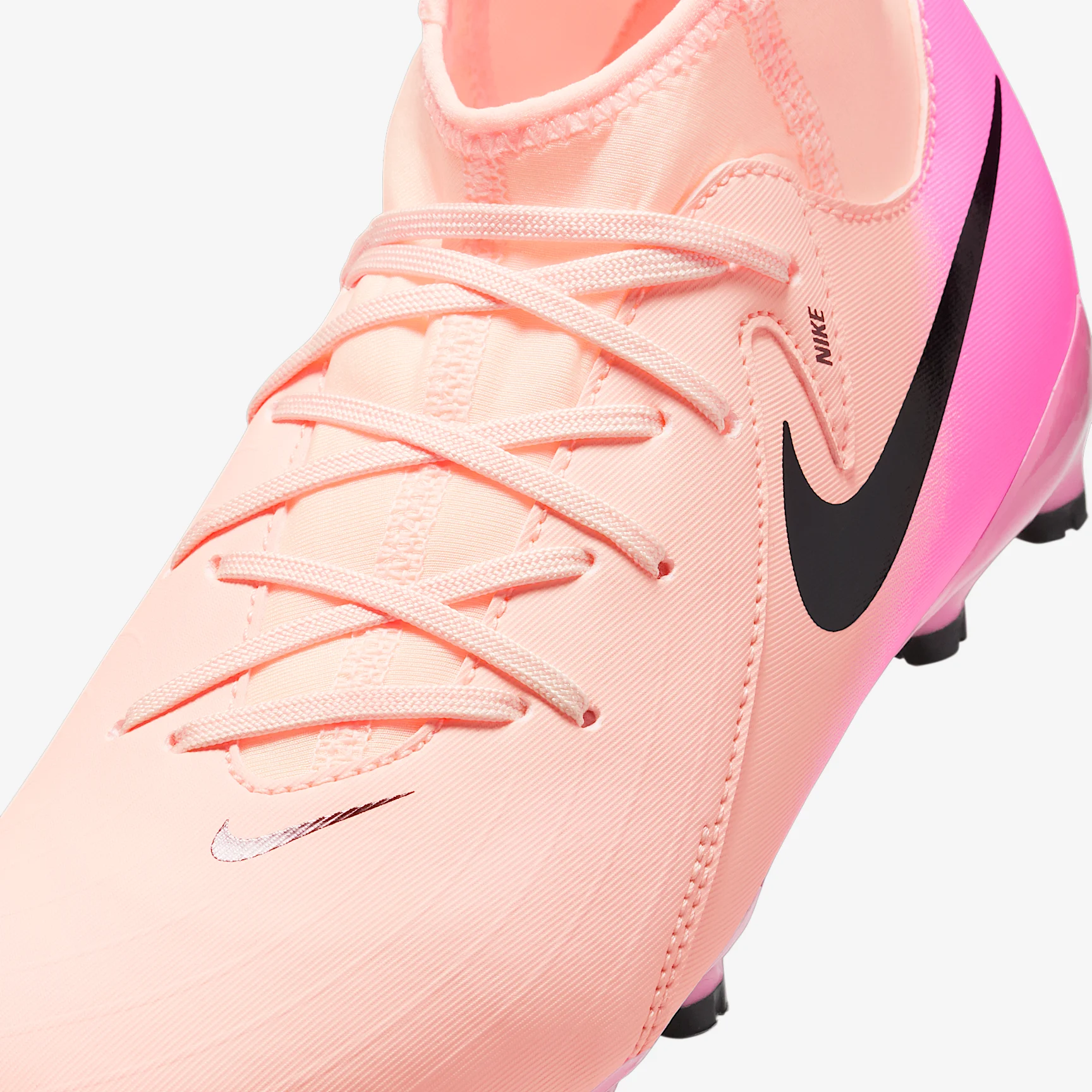 Nike Jr. Phantom Luna 2 Academy Little/Big Kids' MG Soccer Cleats