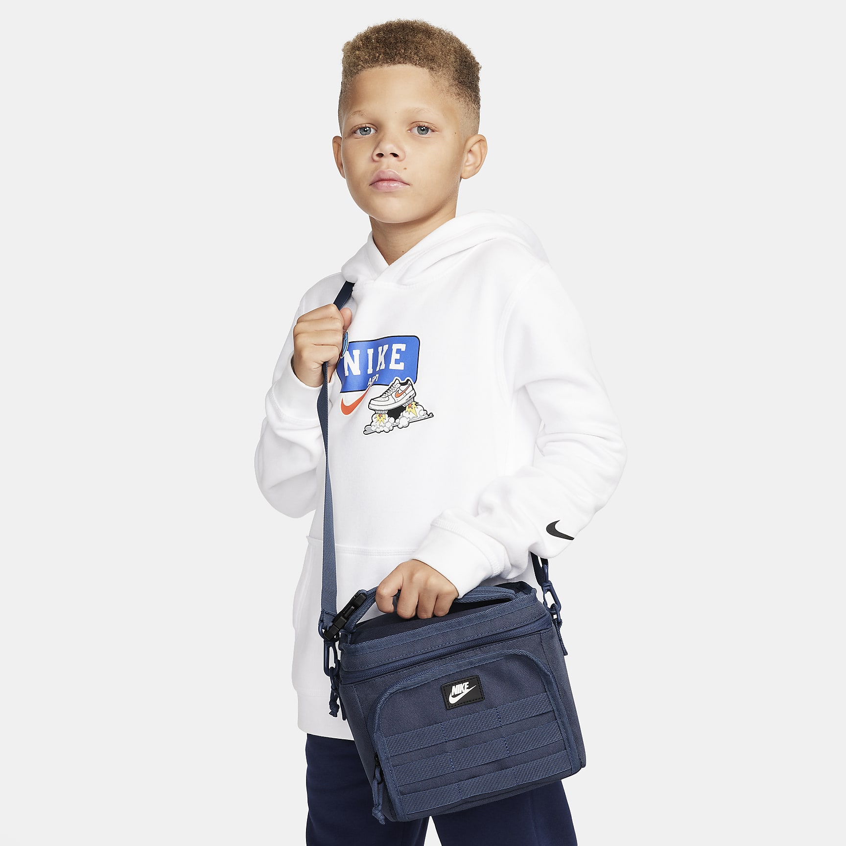 Nike Futura Sportswear Lunch Bag (6.75L)