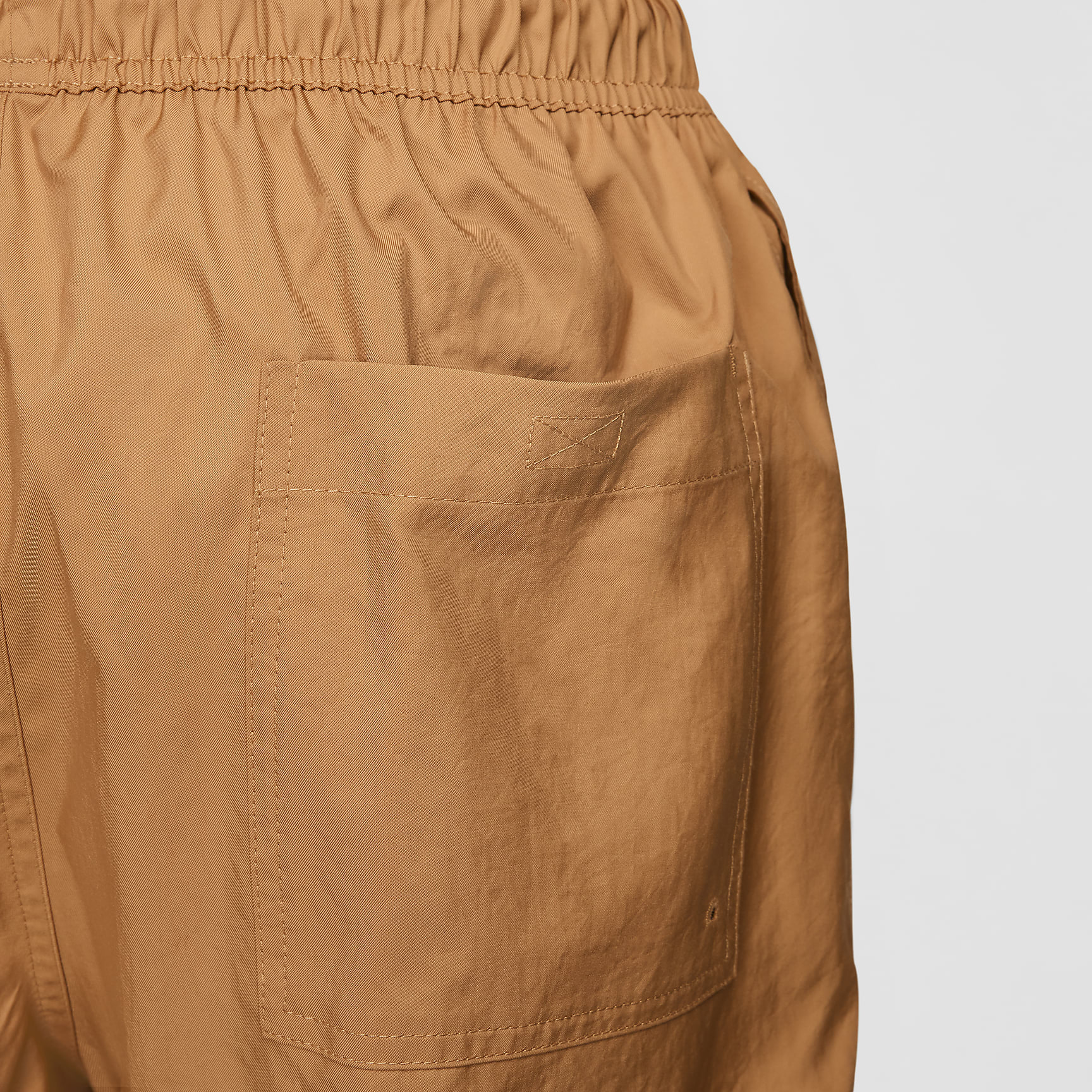 Nike Club Men's Woven Flow Shorts