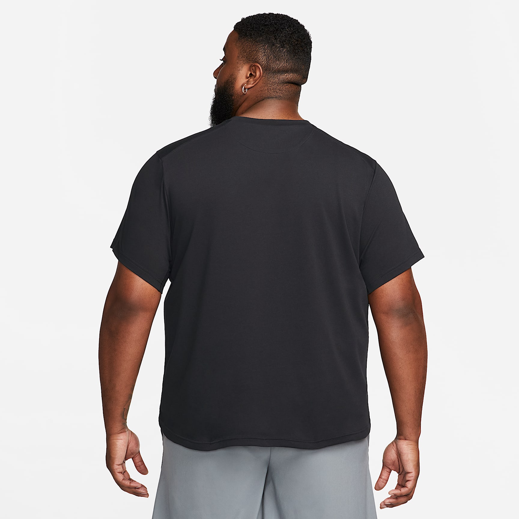 Nike Primary Men's Dri-FIT Short-Sleeve Versatile Top