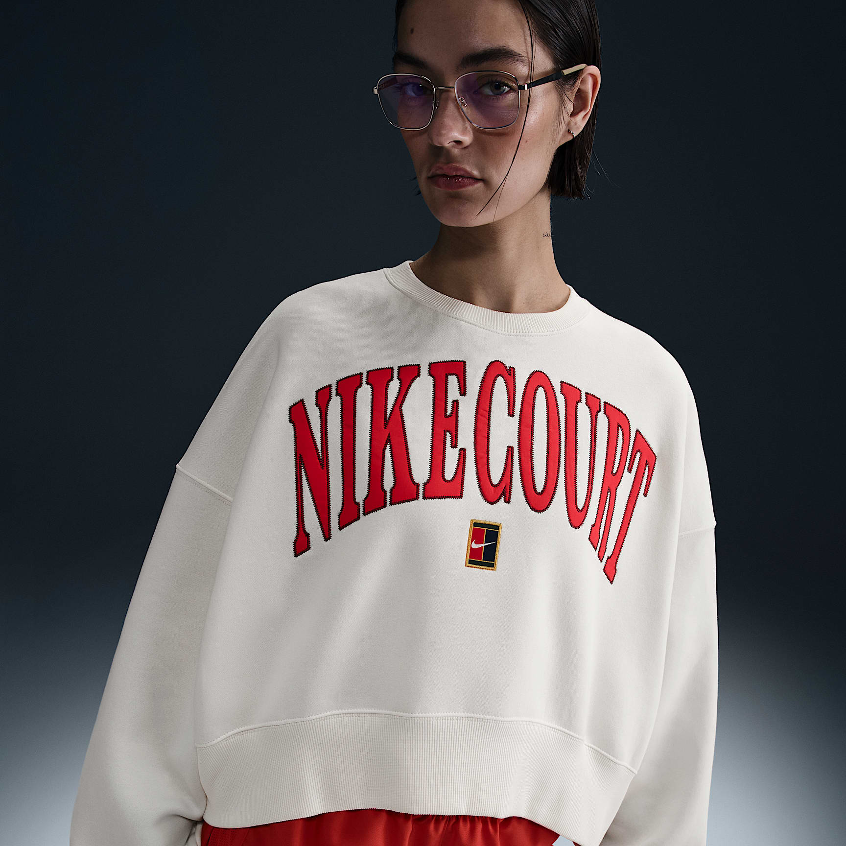 NikeCourt Phoenix Fleece Women's Over-Oversized Crew-Neck Tennis Sweatshirt