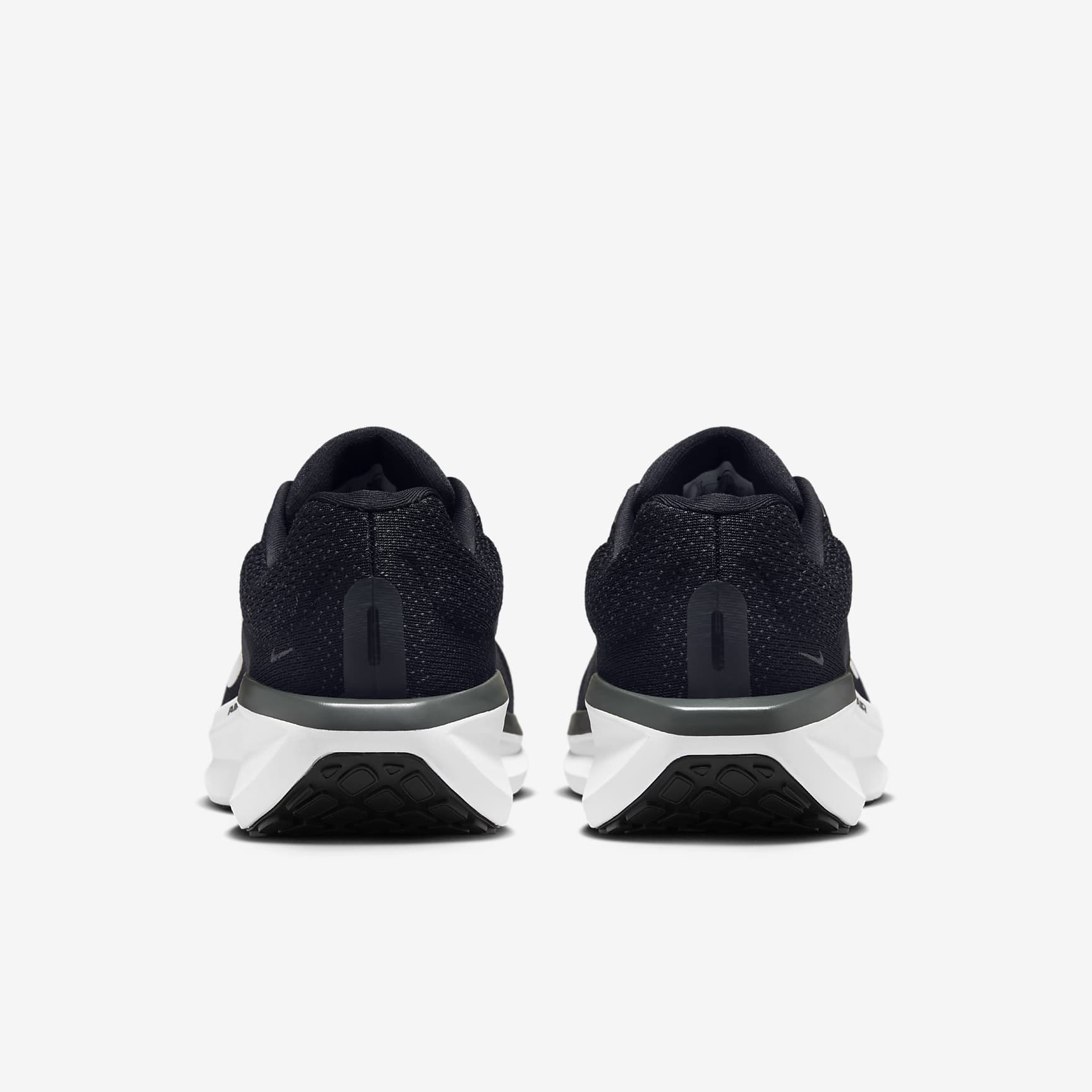 Nike Winflo 11 Men's Road Running Shoes (Extra Wide)