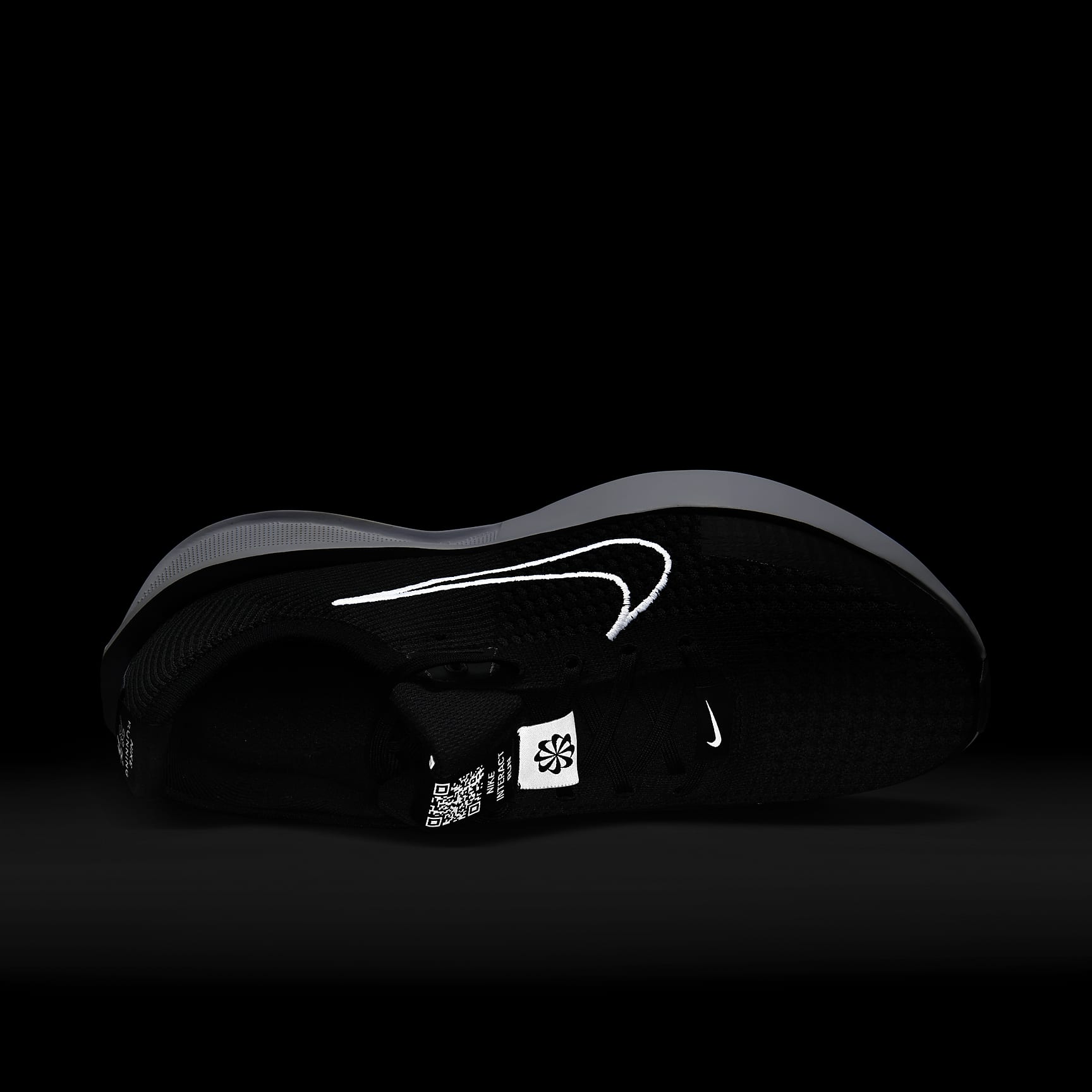 Nike Interact Run Men's Road Running Shoes