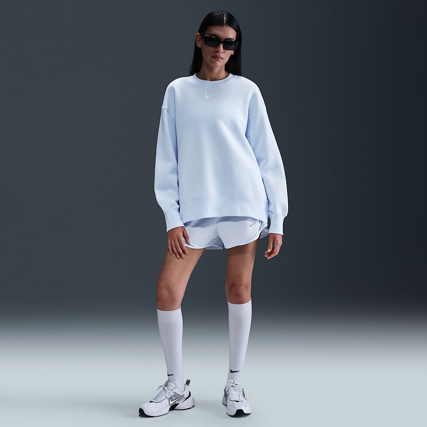 Nike Sportswear Phoenix Fleece Women's Oversized Crew-Neck Sweatshirt