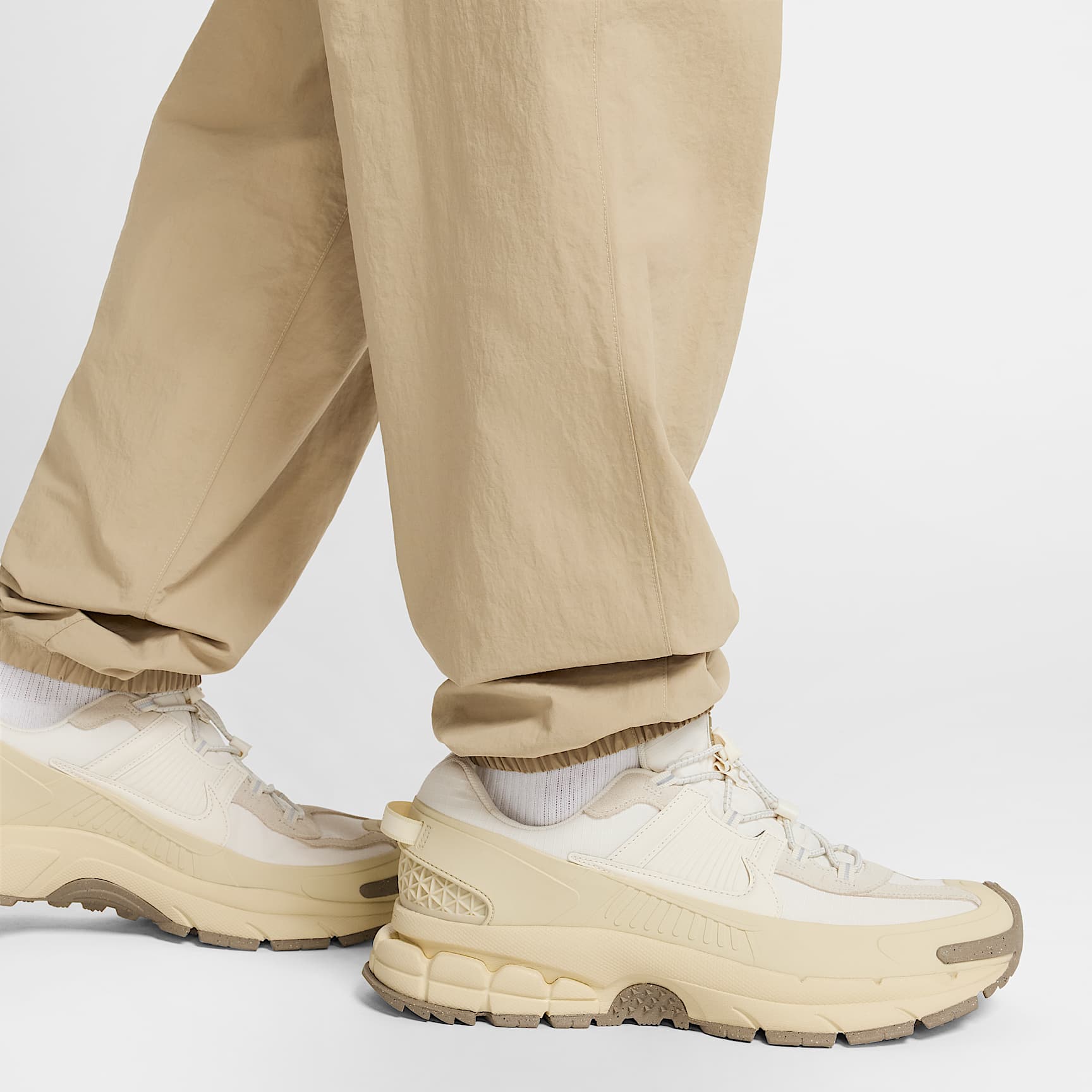 Nike Club Men's Woven Cargo Pants