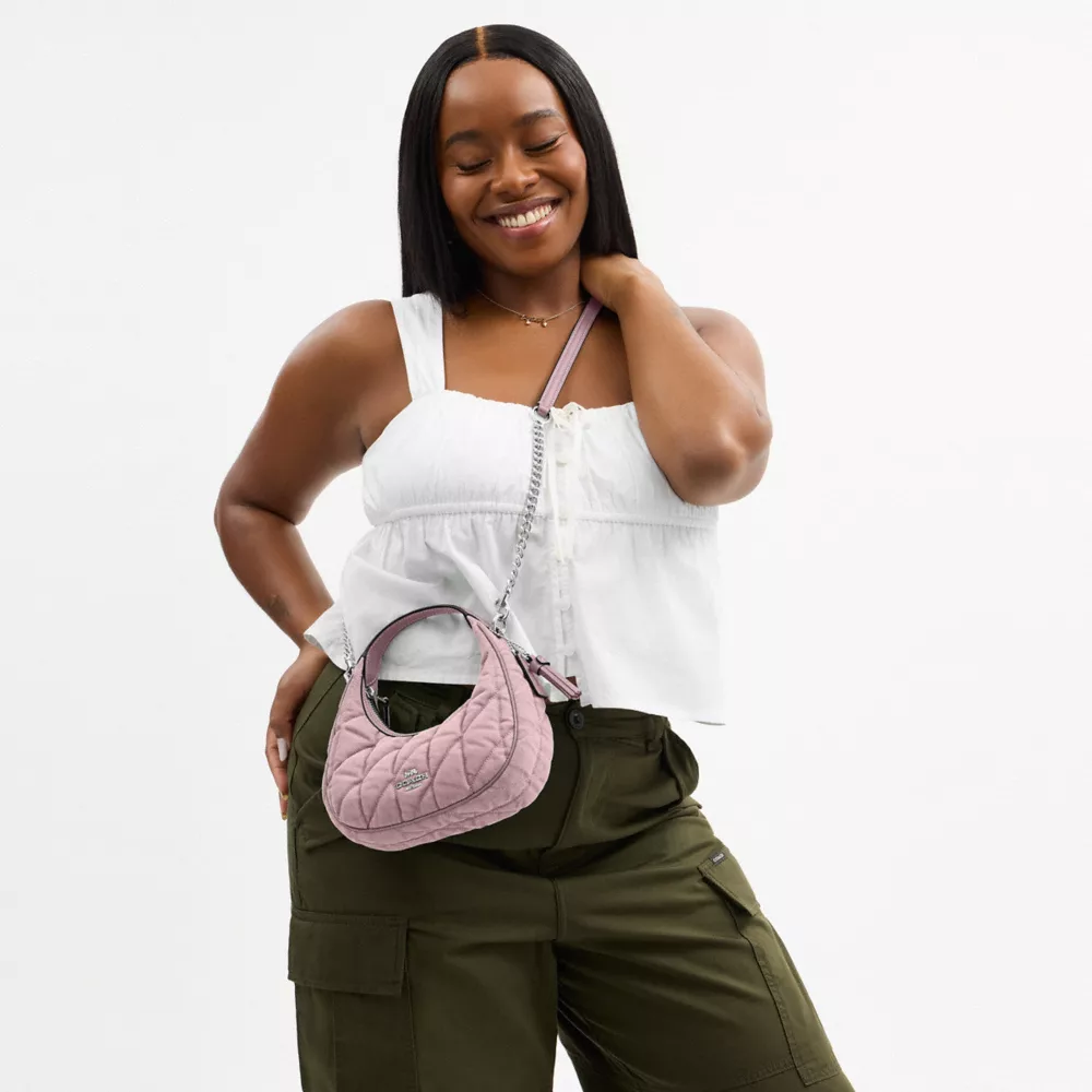 Сумка COACH Carmen Mini Crossbody Bag