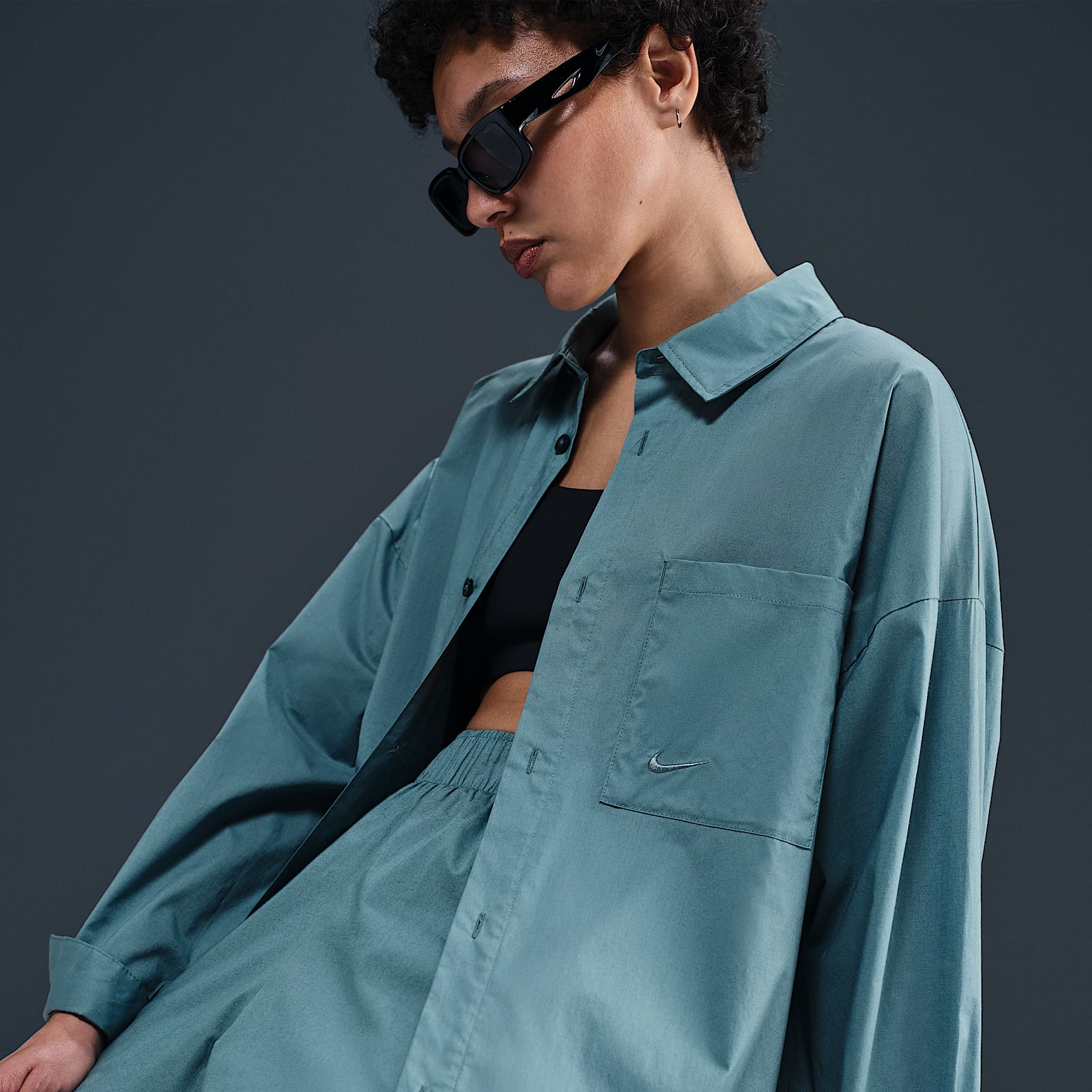 Nike Sportswear Chill Poplin Women's Loose Long-Sleeve Button-Up Top