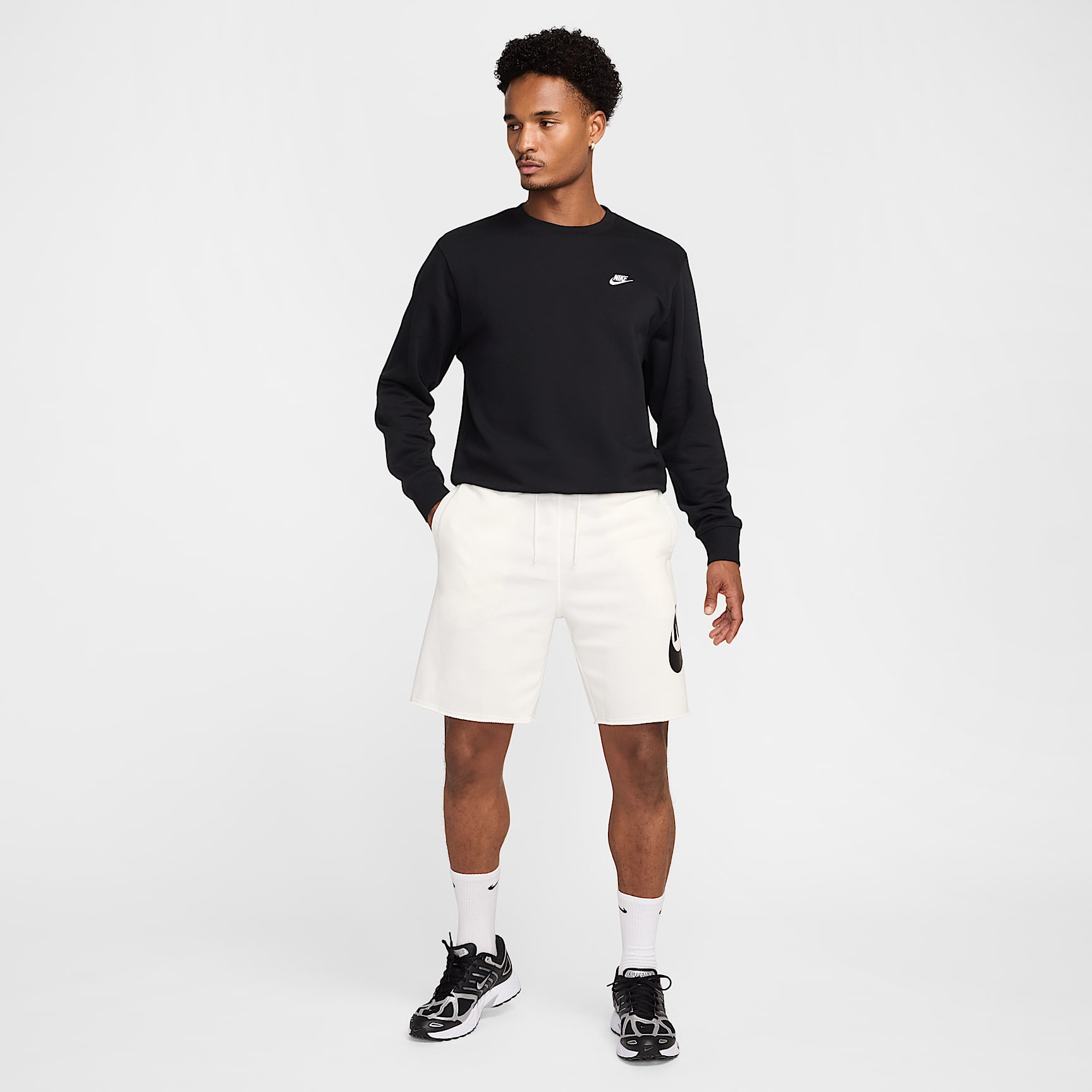 Nike Club Men's French Terry Alumni Shorts