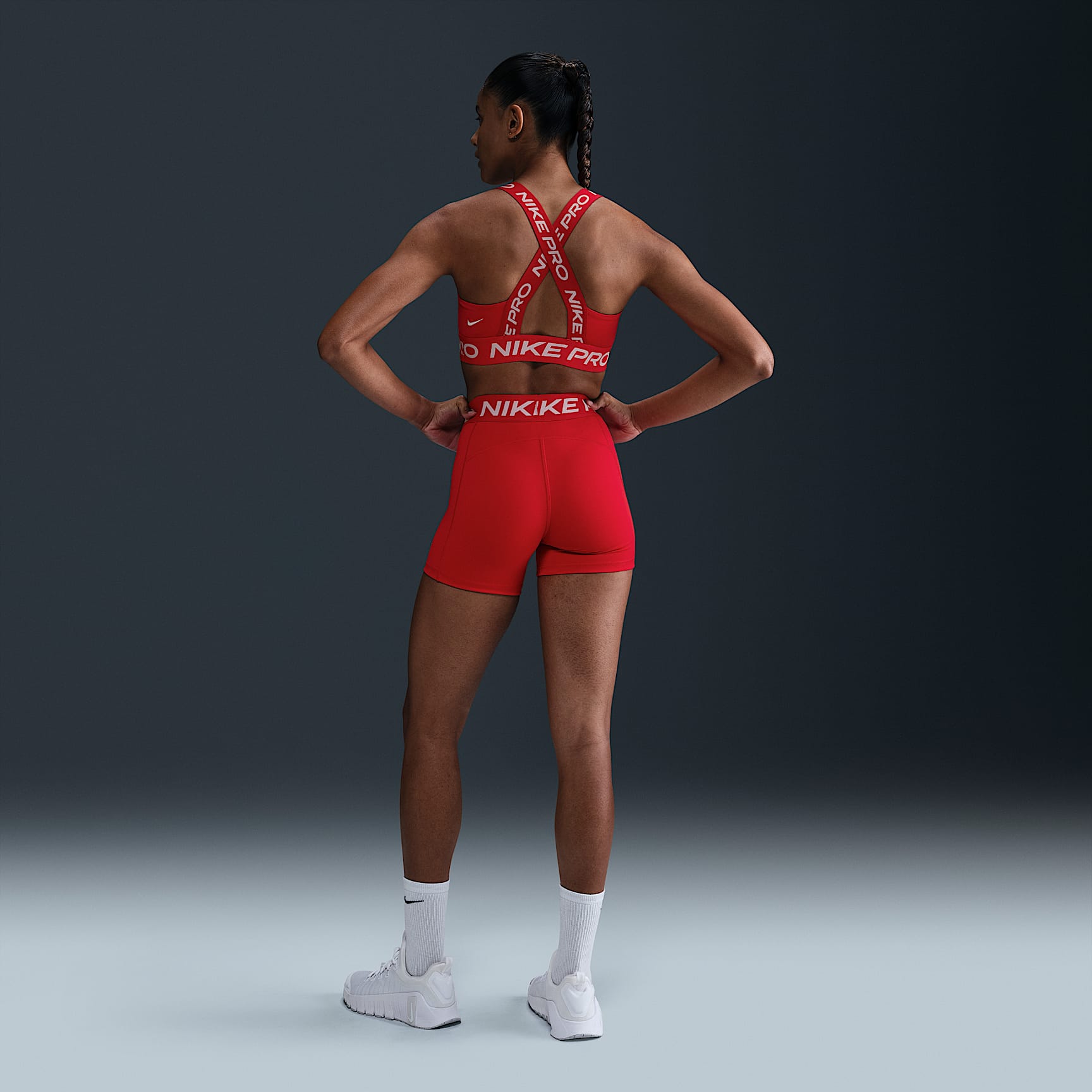 Nike Pro Women's Light-Support Padded Sports Bra