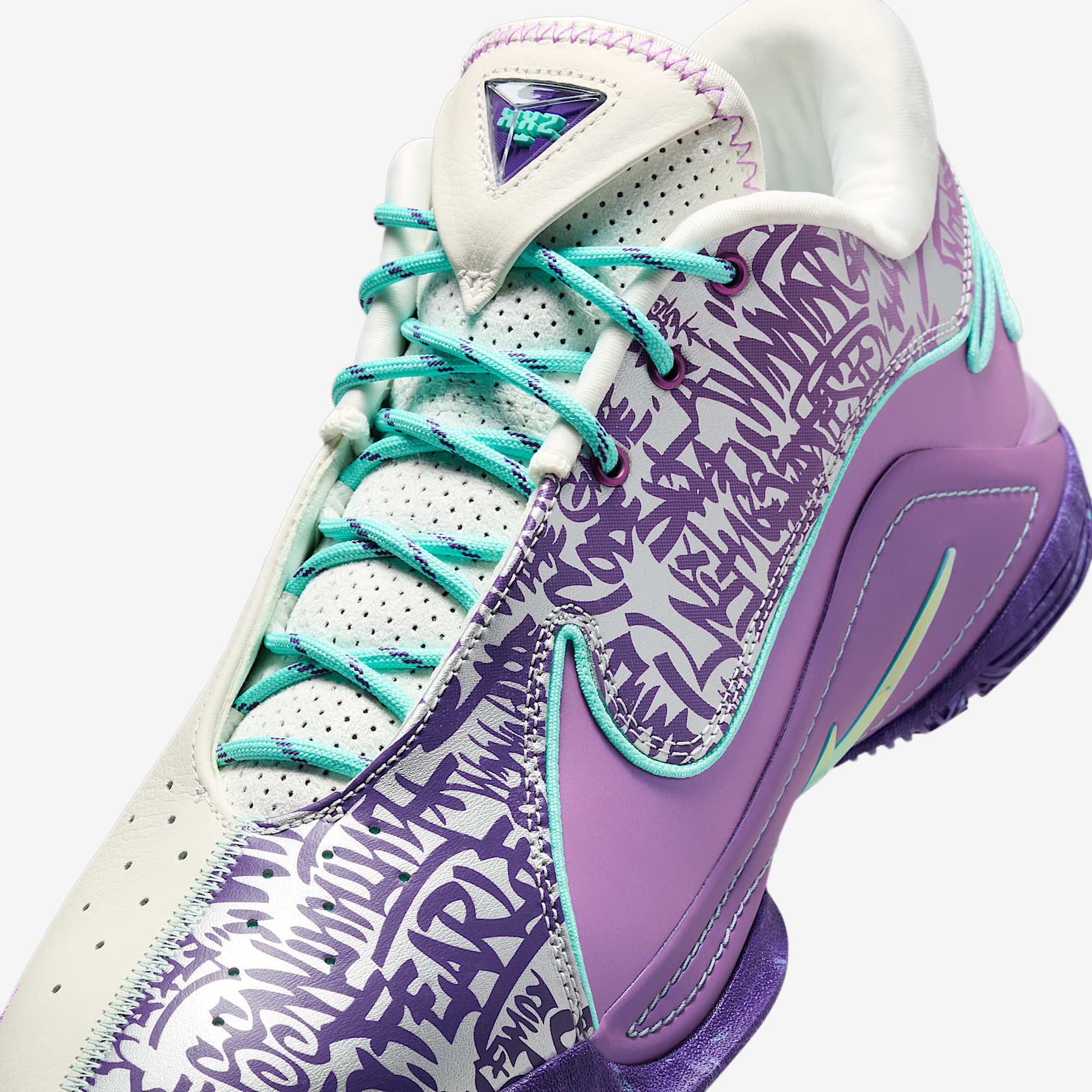 LeBron XXII “Mogul” Basketball Shoes