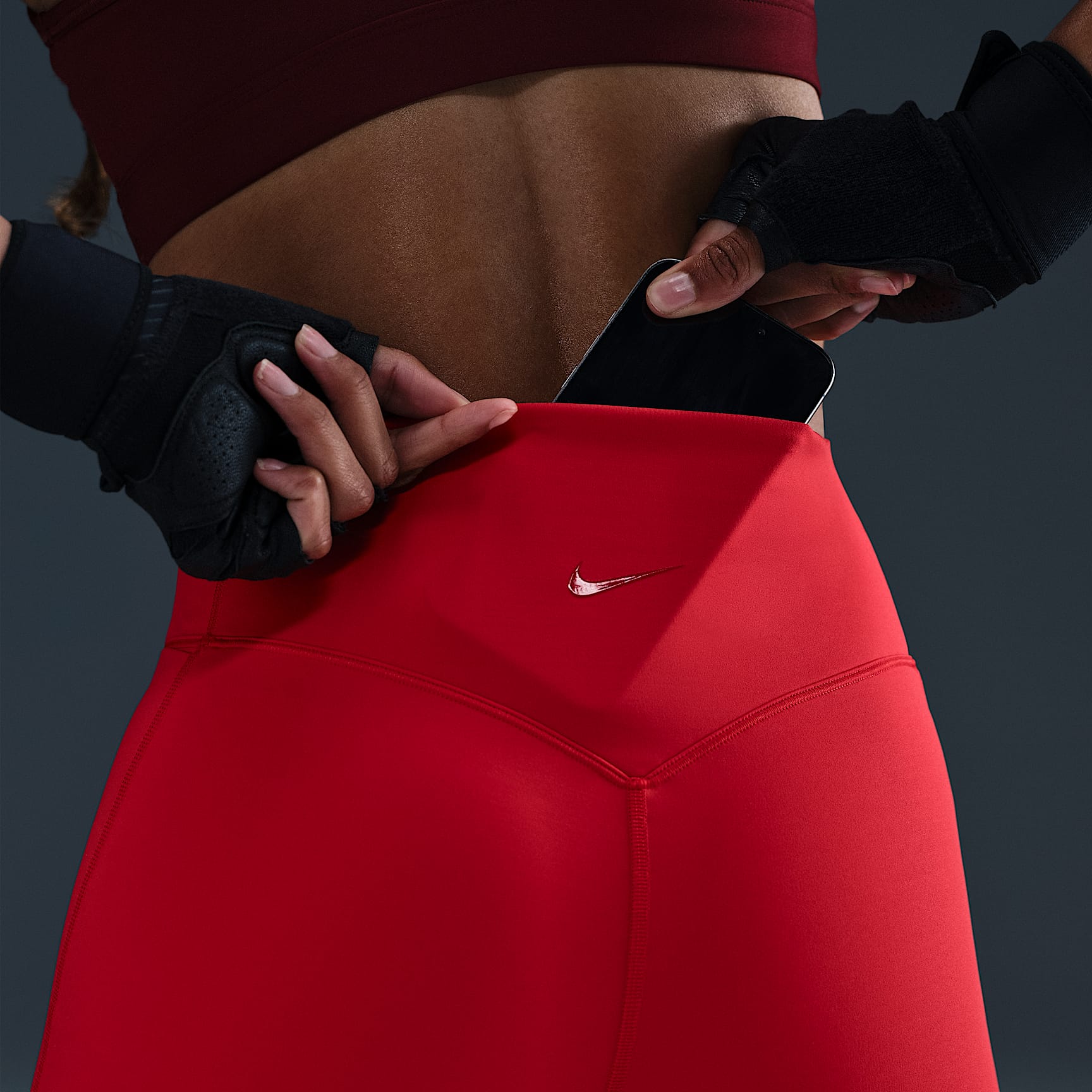 Nike Universa Women's Medium-Support High-Waisted 5" Biker Shorts with Pockets