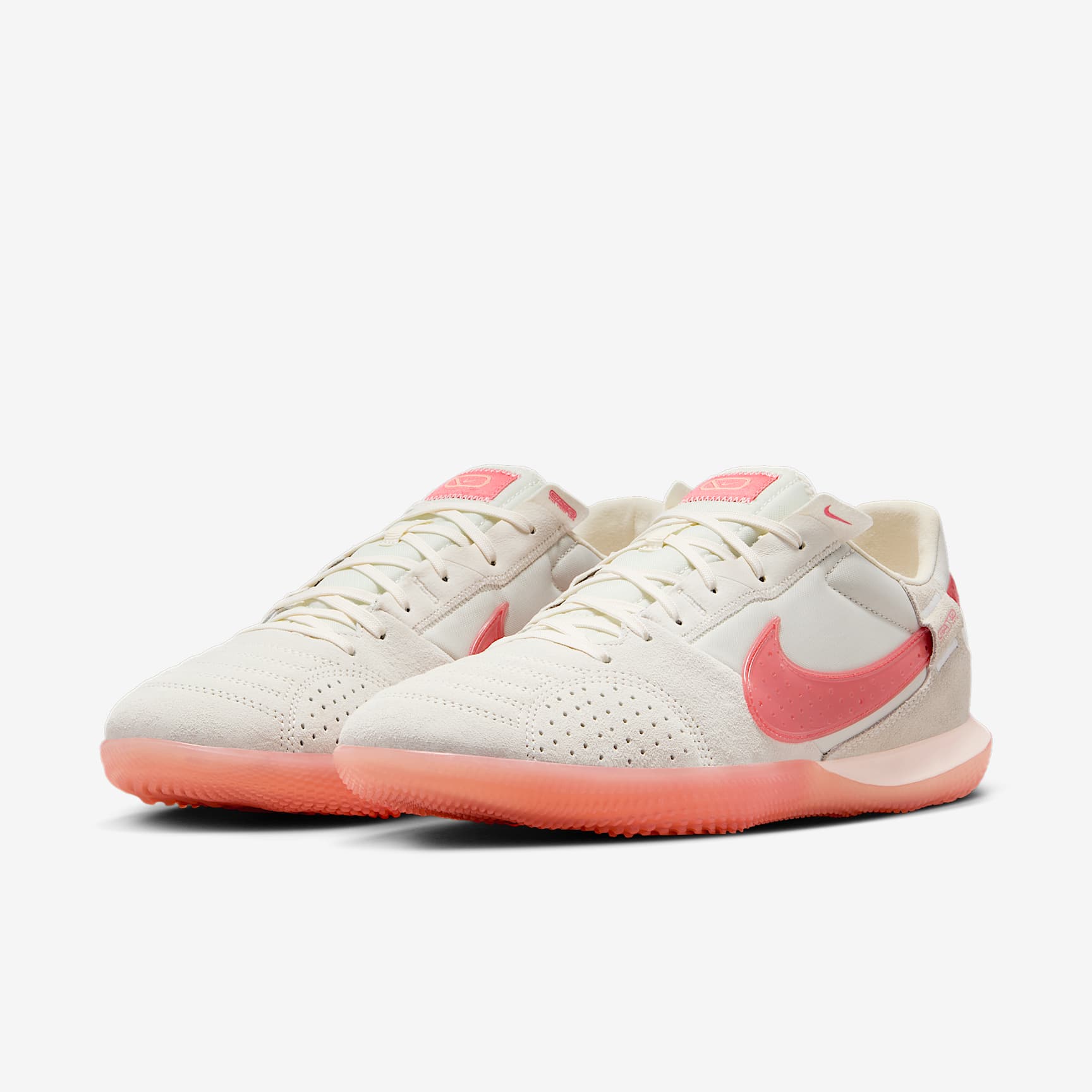 Nike Streetgato Low-Top Soccer Shoes