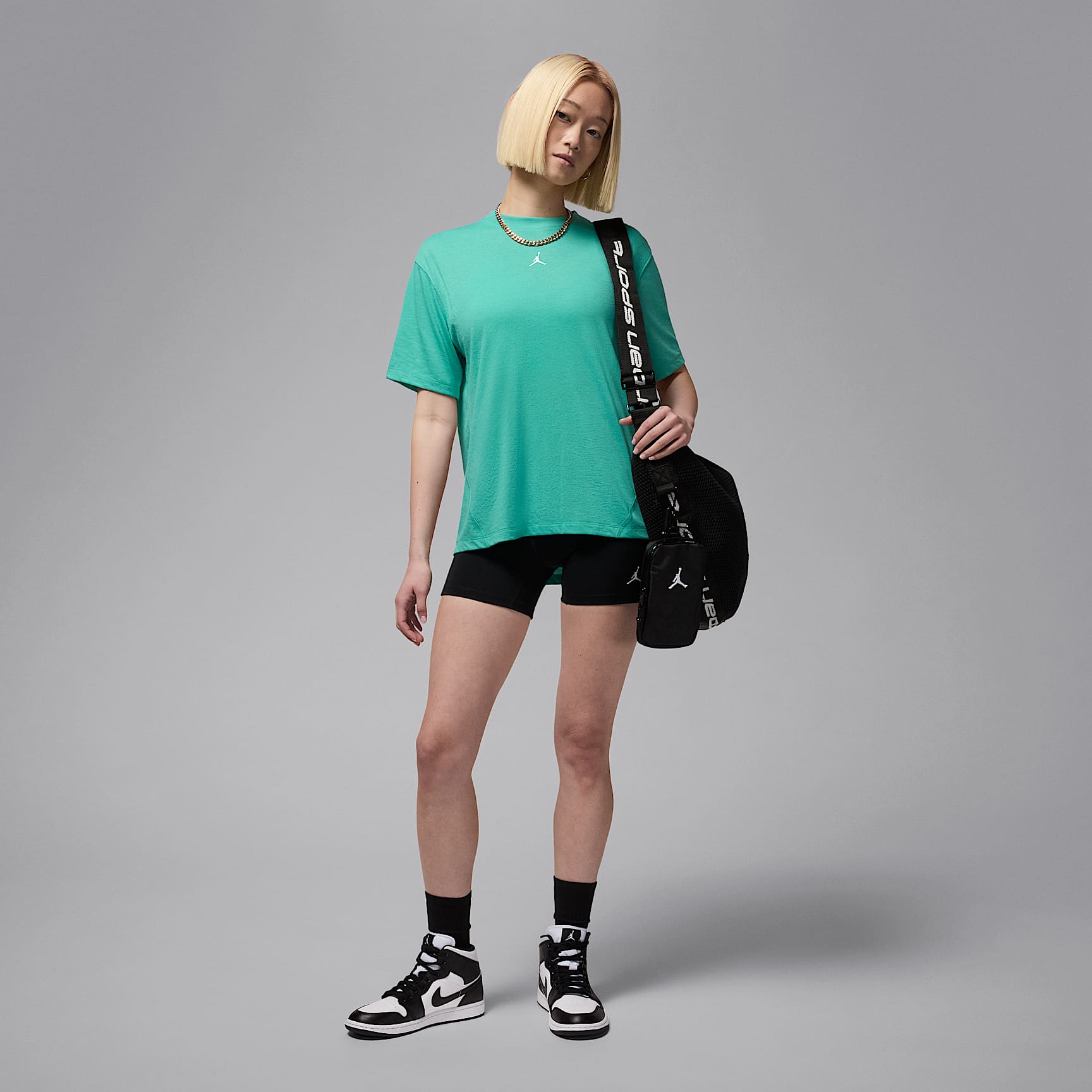Jordan Sport Women's Diamond Short-Sleeve Top