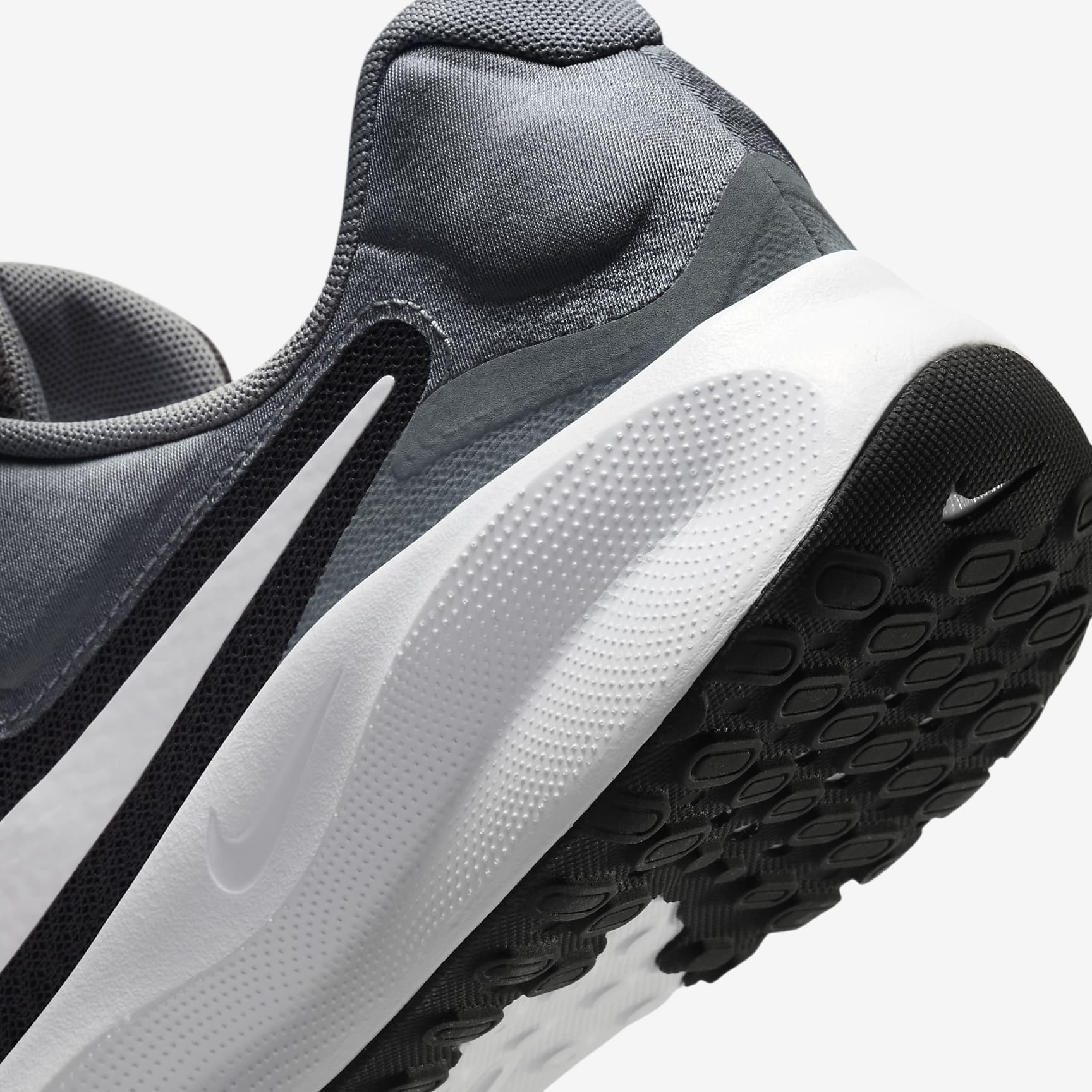 Nike Revolution 7 Men's Road Running Shoes