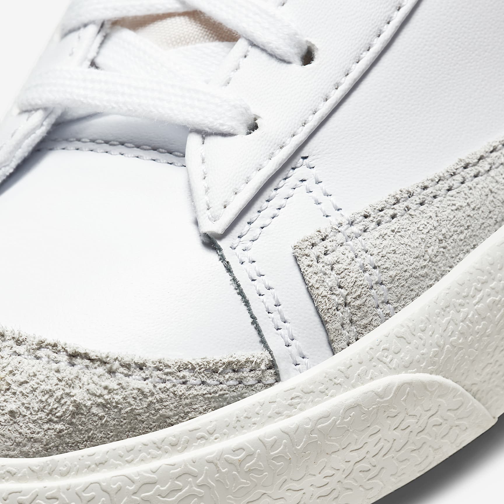 Nike Blazer Mid '77 Women's Shoes