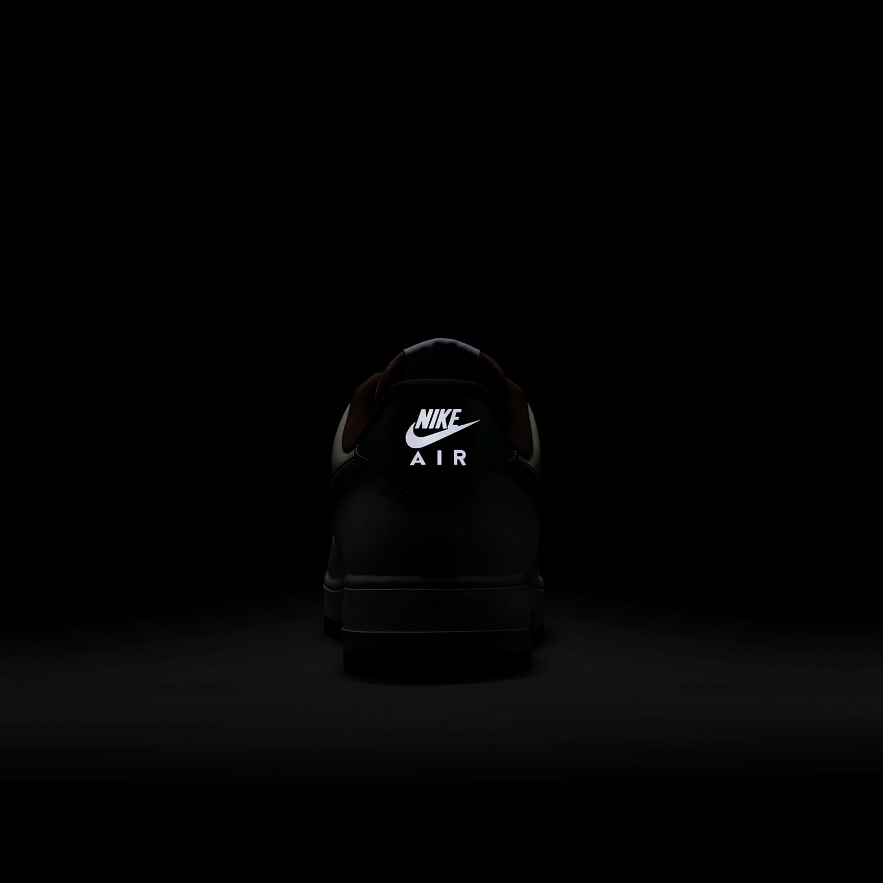 Nike Air Force 1 Retro Men's Shoes