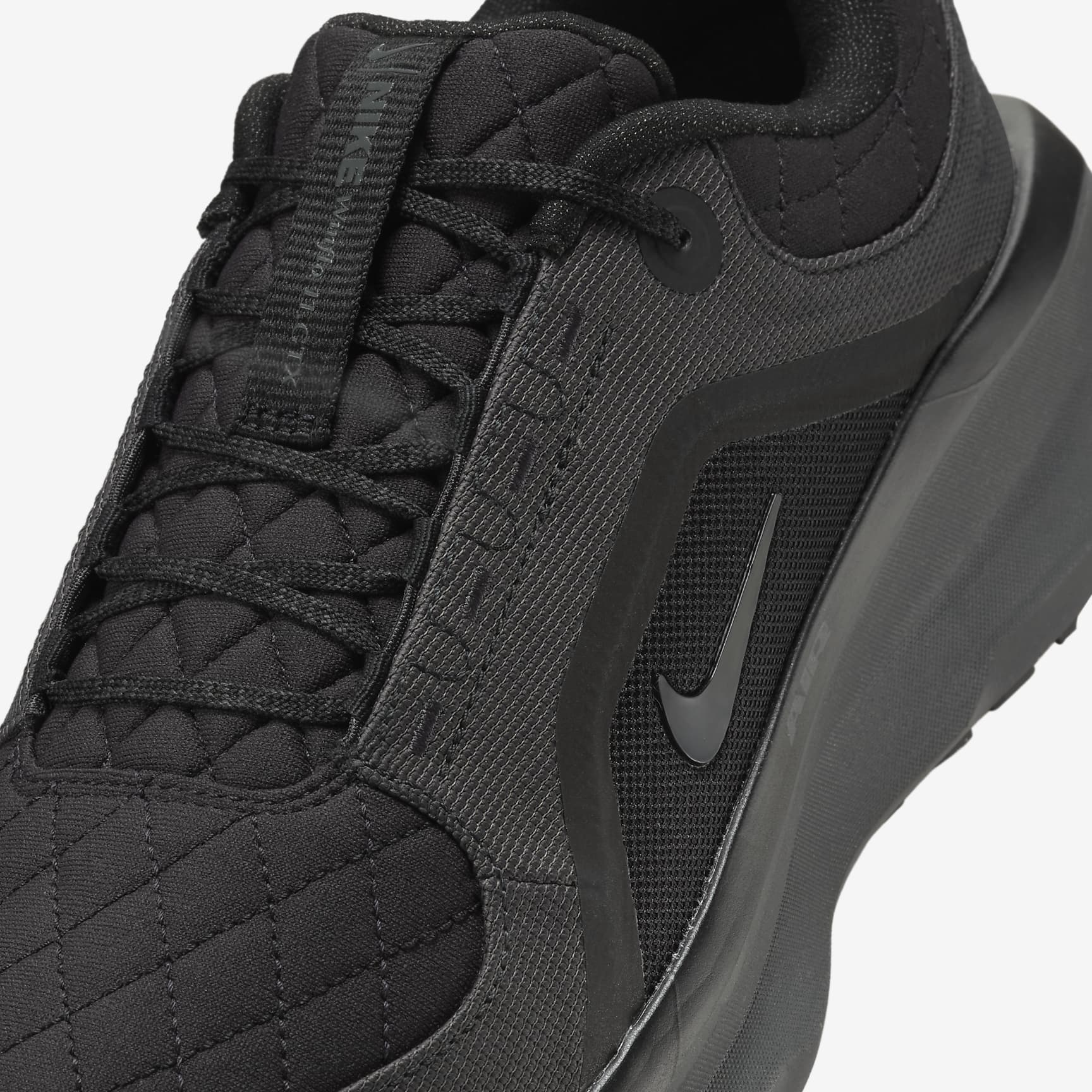 Nike Winflo 11 GORE-TEX Men's Waterproof Road Running Shoes