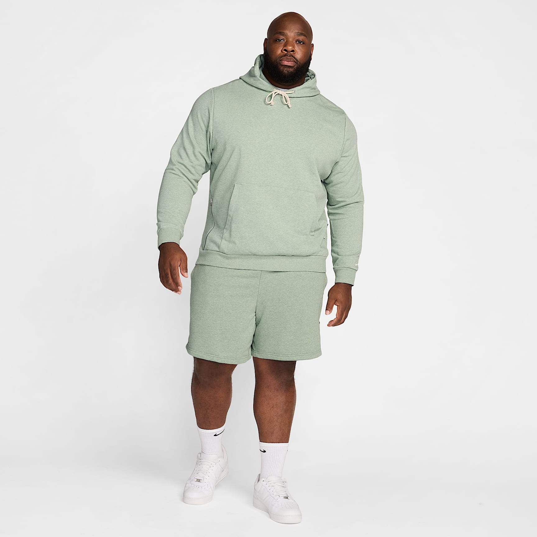 Nike Standard Issue Men's Dri-FIT Pullover Basketball Hoodie
