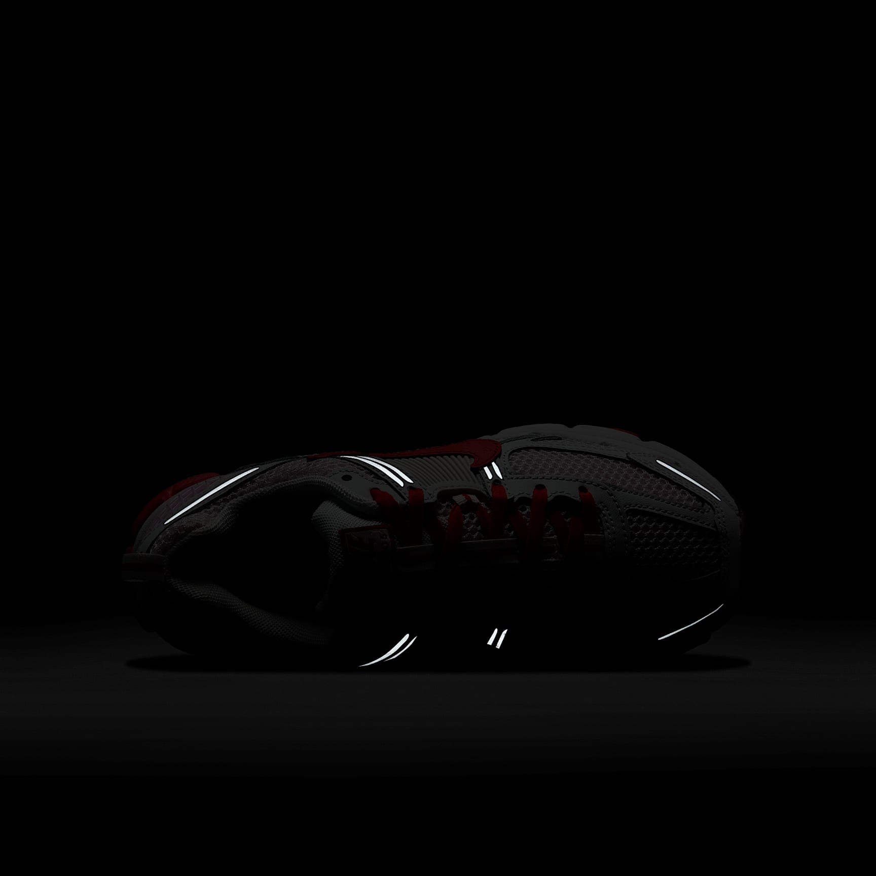 Nike Vomero 5 Big Kids' Shoes