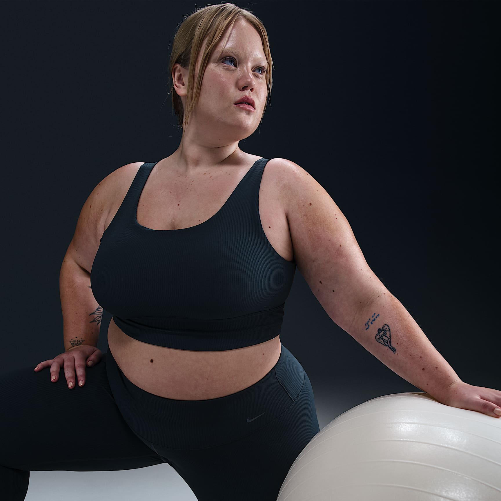 Nike Zenvy Rib Women's Light-Support Non-Padded Longline Sports Bra (Plus Size)