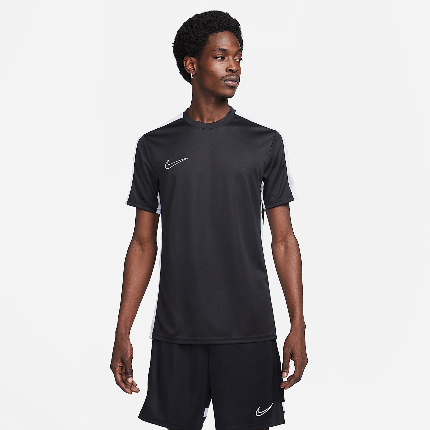 Nike Academy Men's Dri-FIT Short-Sleeve Soccer Top