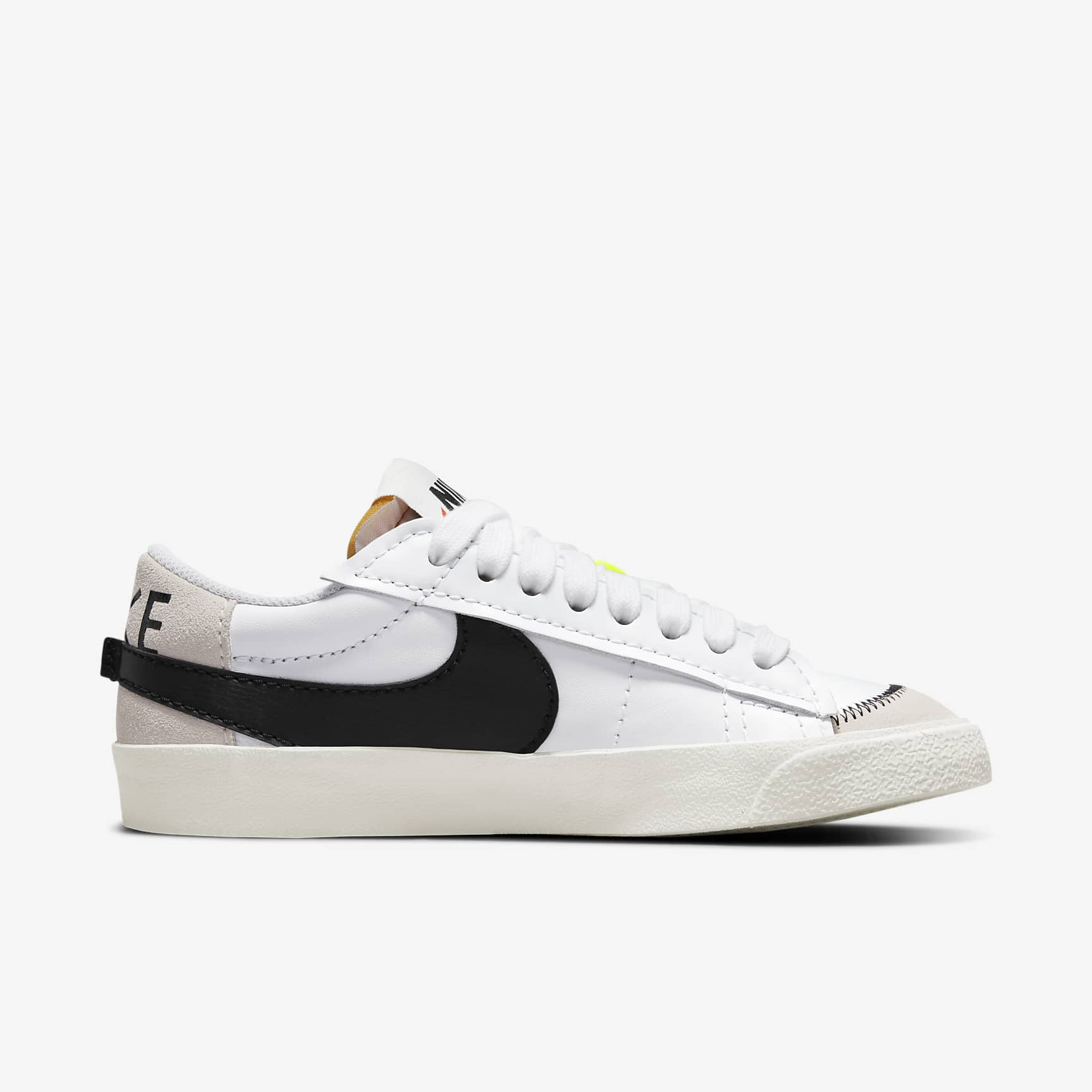 Nike Blazer Low '77 Jumbo Women's Shoes