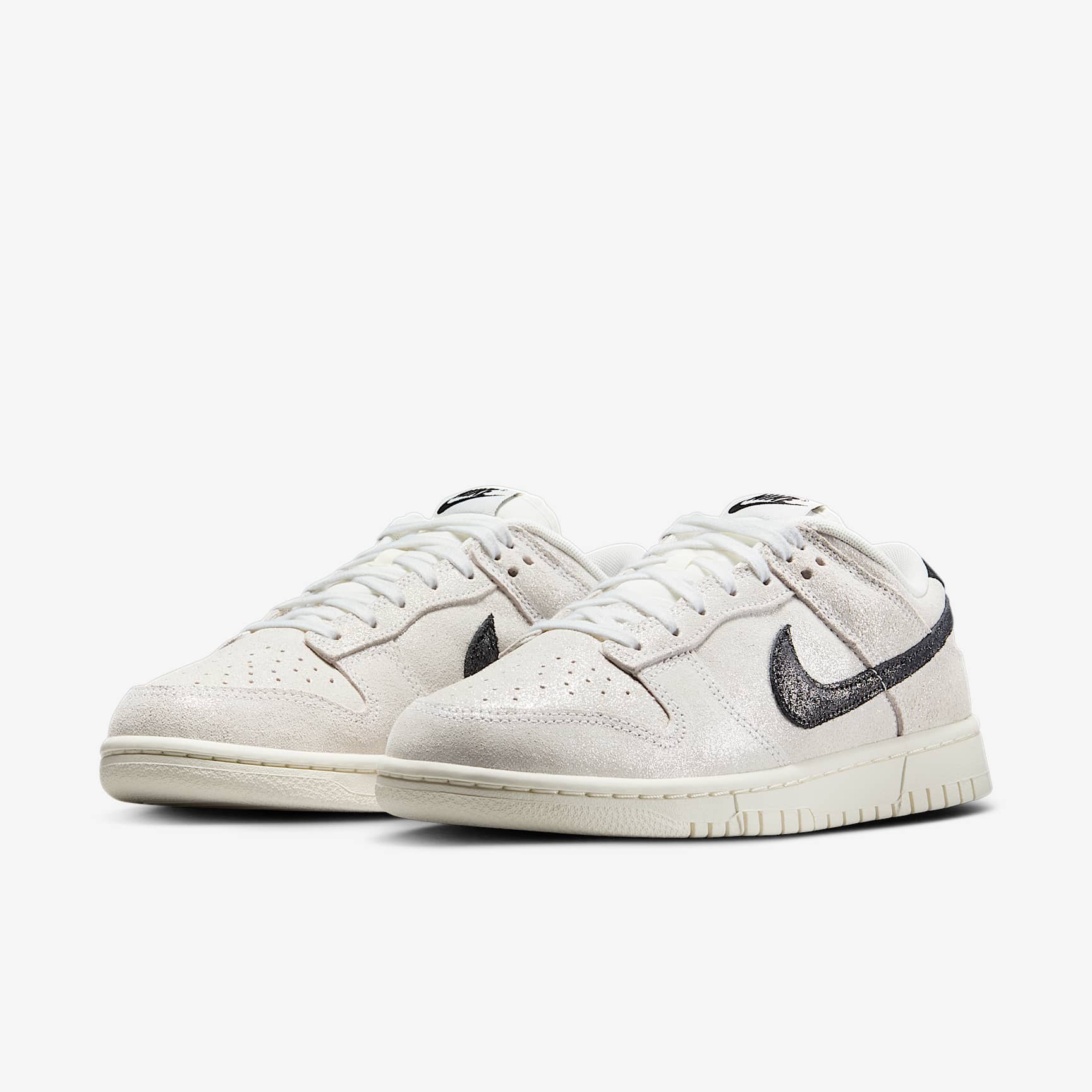 Nike Dunk Low SE Women's Shoes