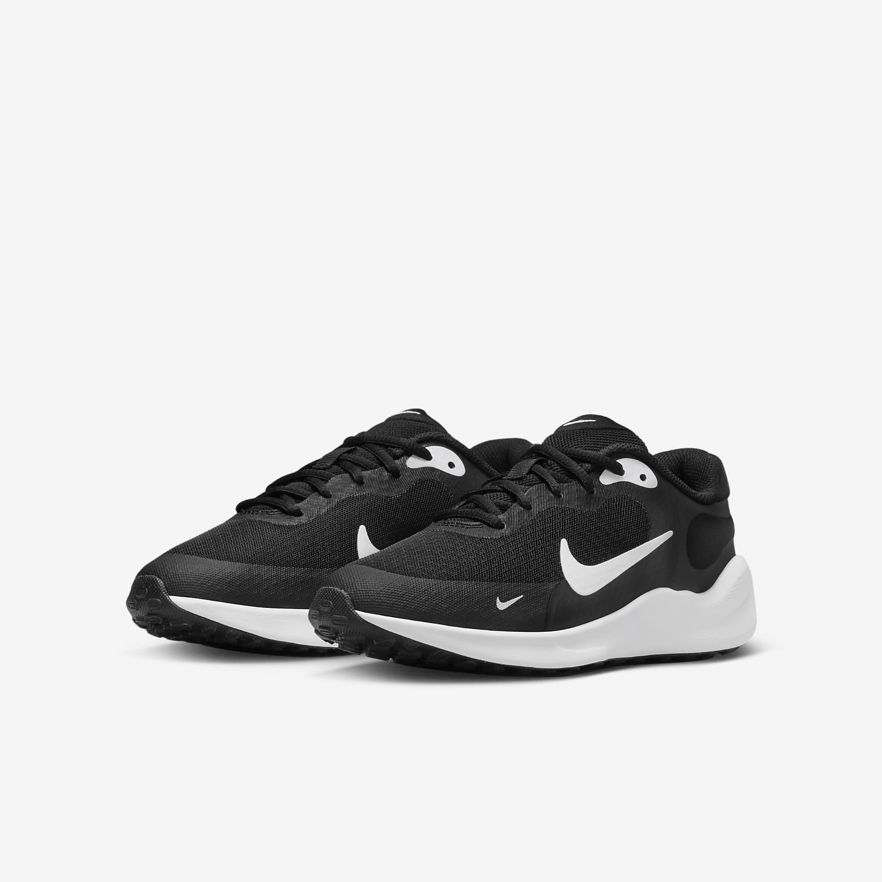 Nike Revolution 7 Big Kids' Road Running Shoes