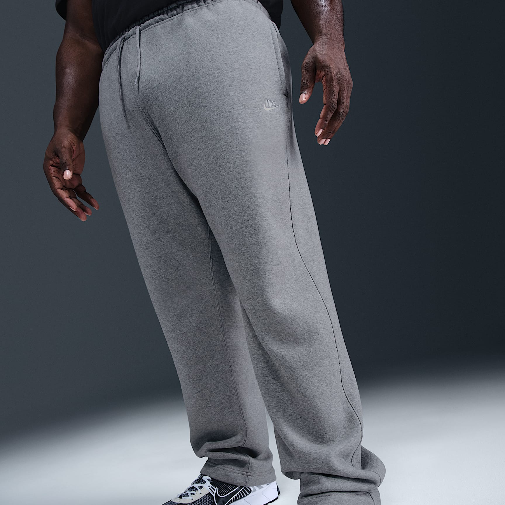 Nike Club Men's Open-Hem Fleece Pants