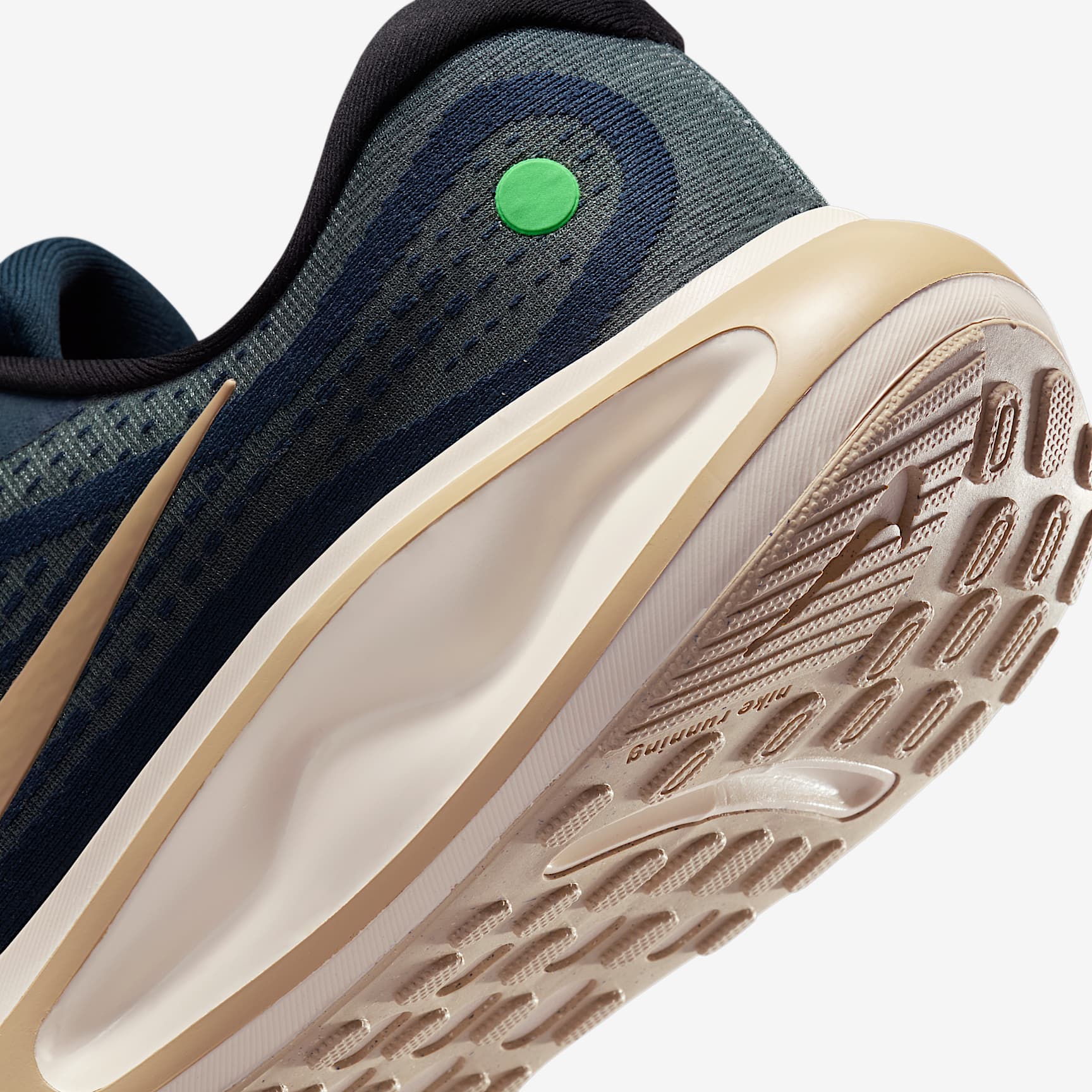 Nike Journey Run Men's Road Running Shoes