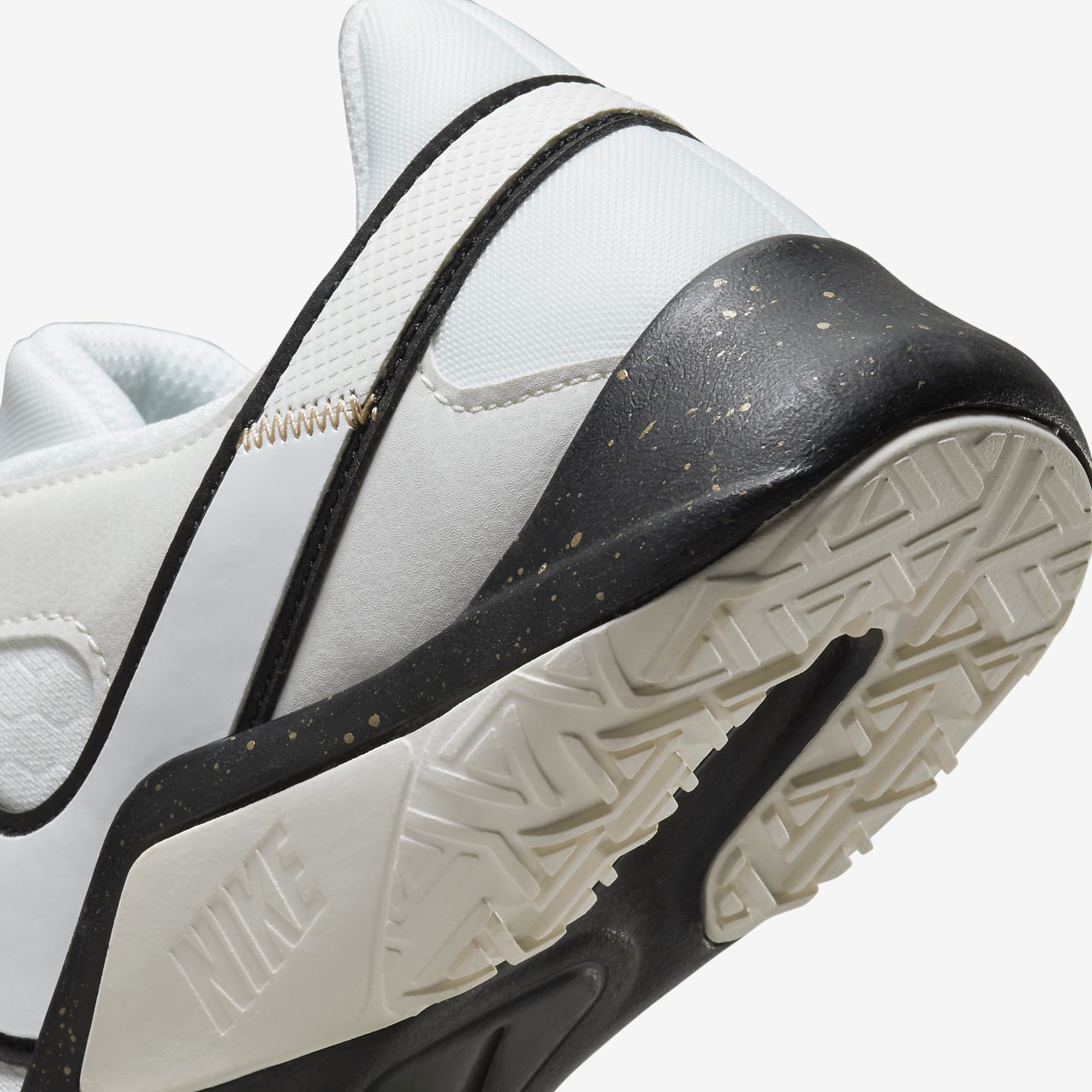Nike Legend Essential 2 Premium Women's Training Shoes