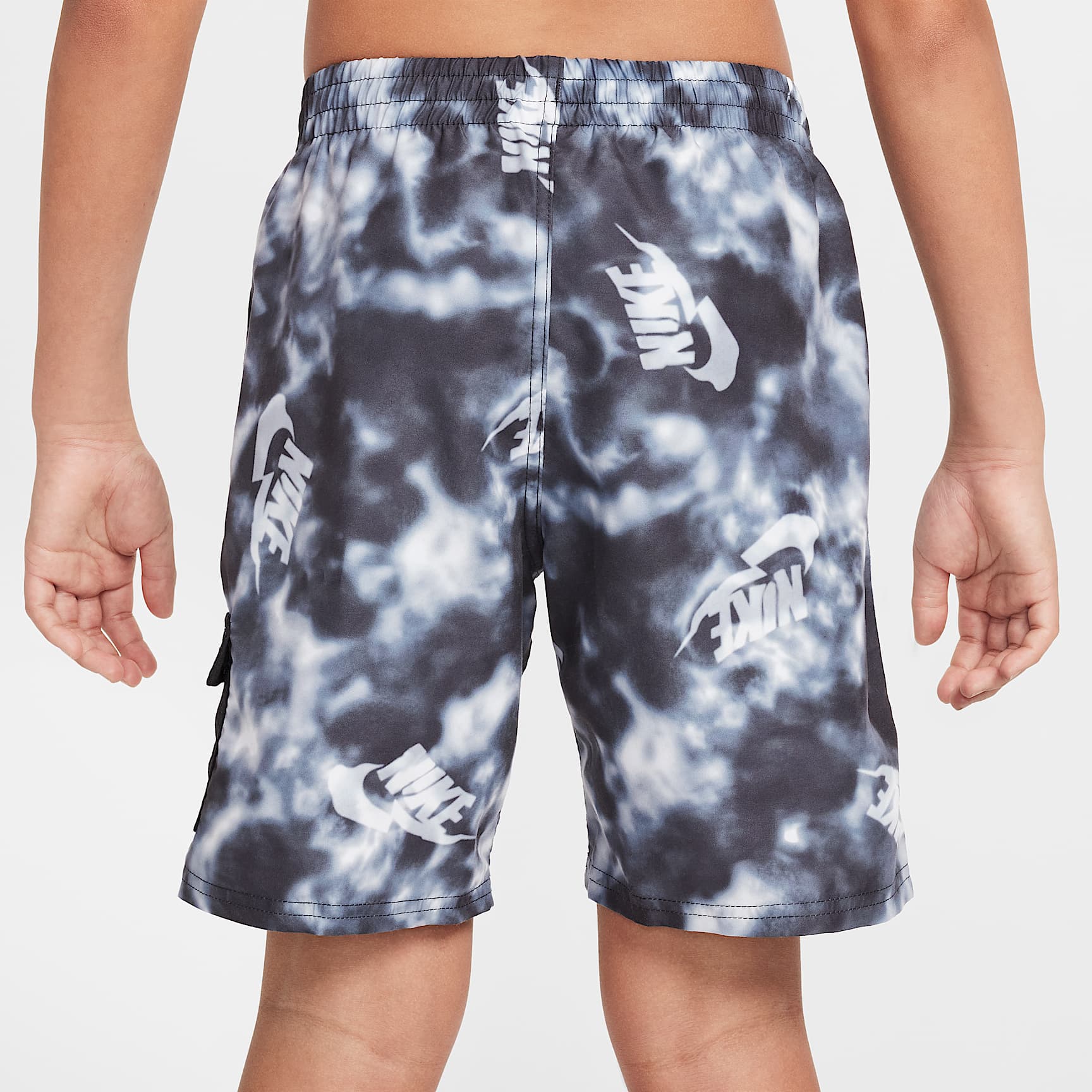 Nike Swim Voyage Big Kids' (Boys') 7" Brief-Lined Cargo Shorts