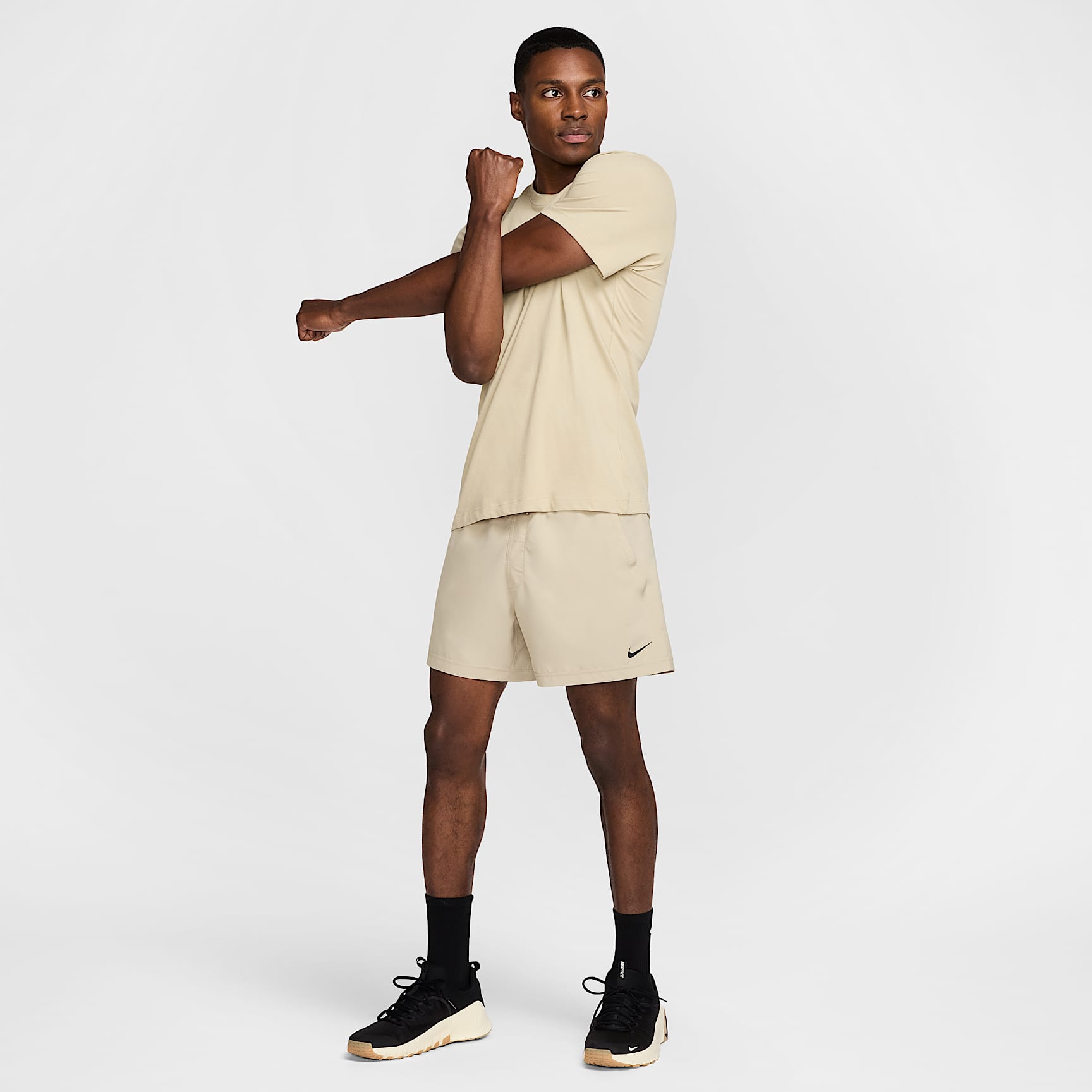 Nike Form Men's Dri-FIT 5" Unlined Versatile Shorts