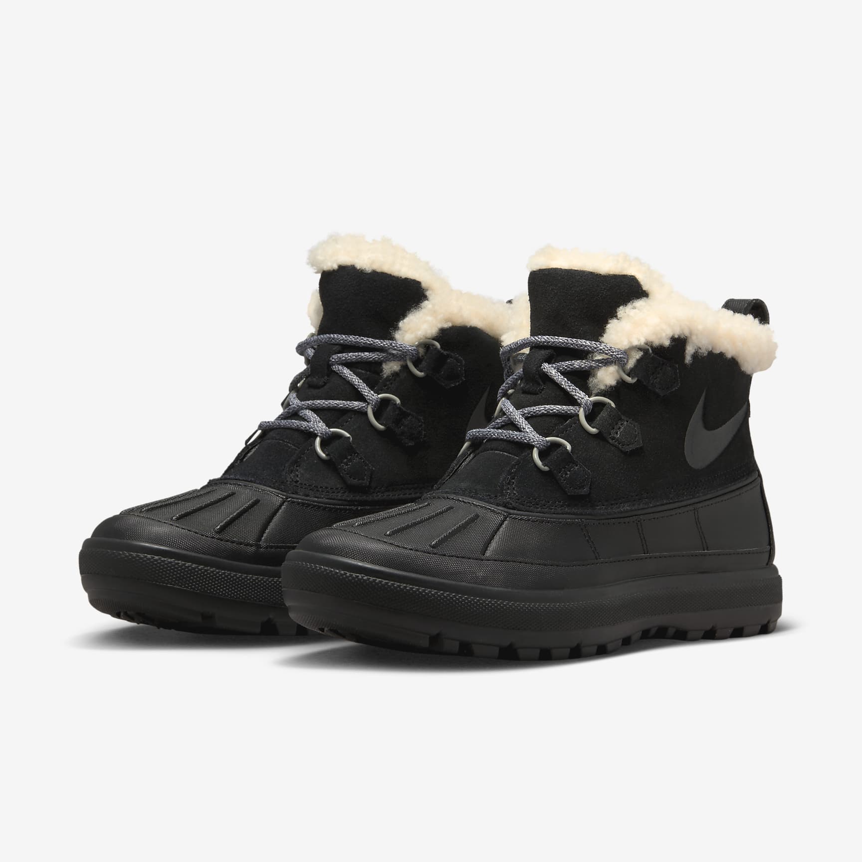 Nike Woodside Chukka 2 Women's Boots