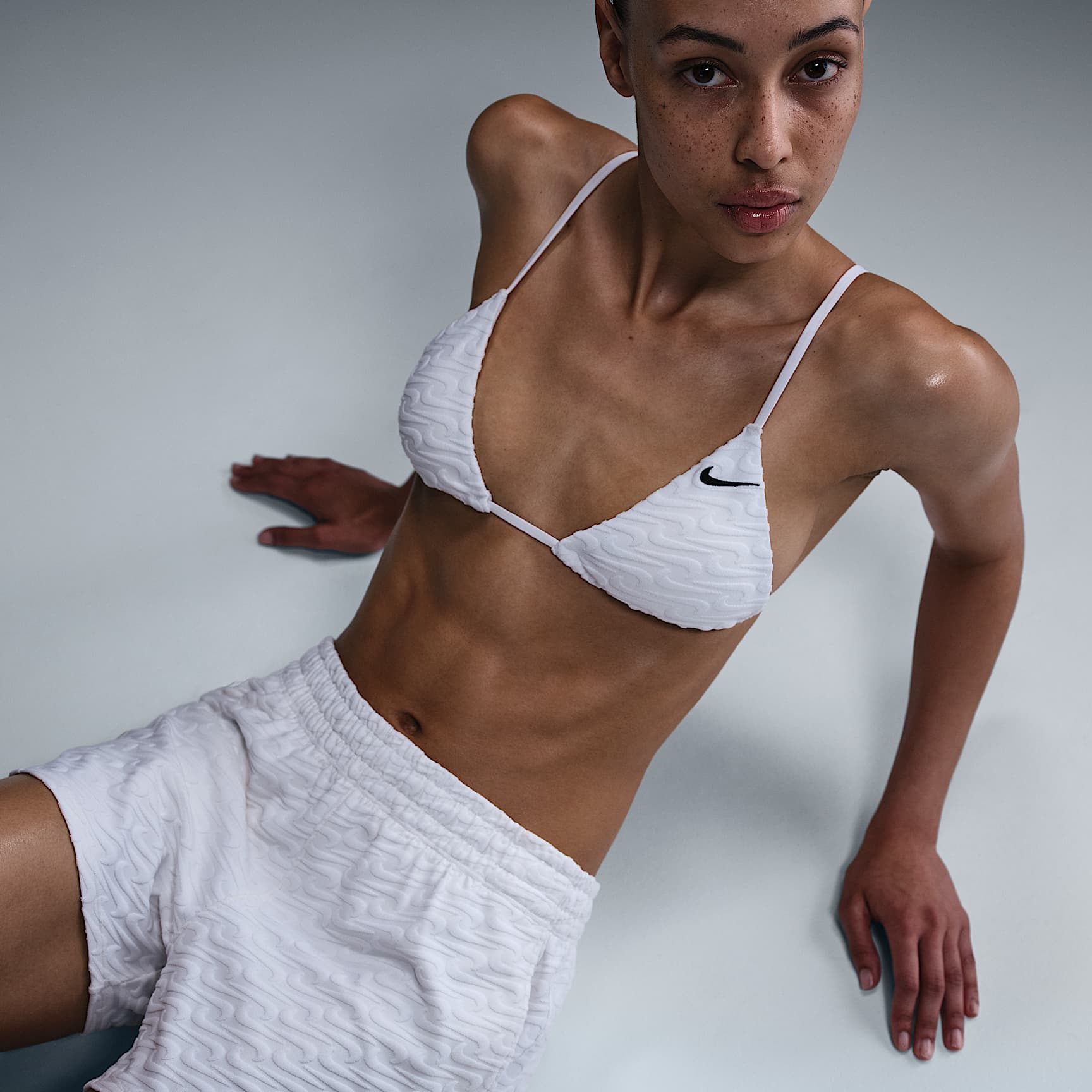 Nike Swim Swoosh Link Women's Terry Cover-Up Shorts