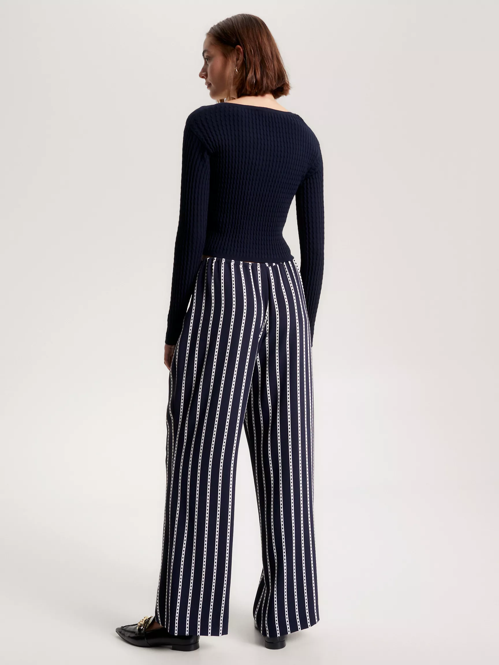 Женский свитер Tommy Hilfiger, Укороченный вязаный свитер с узором "косы"