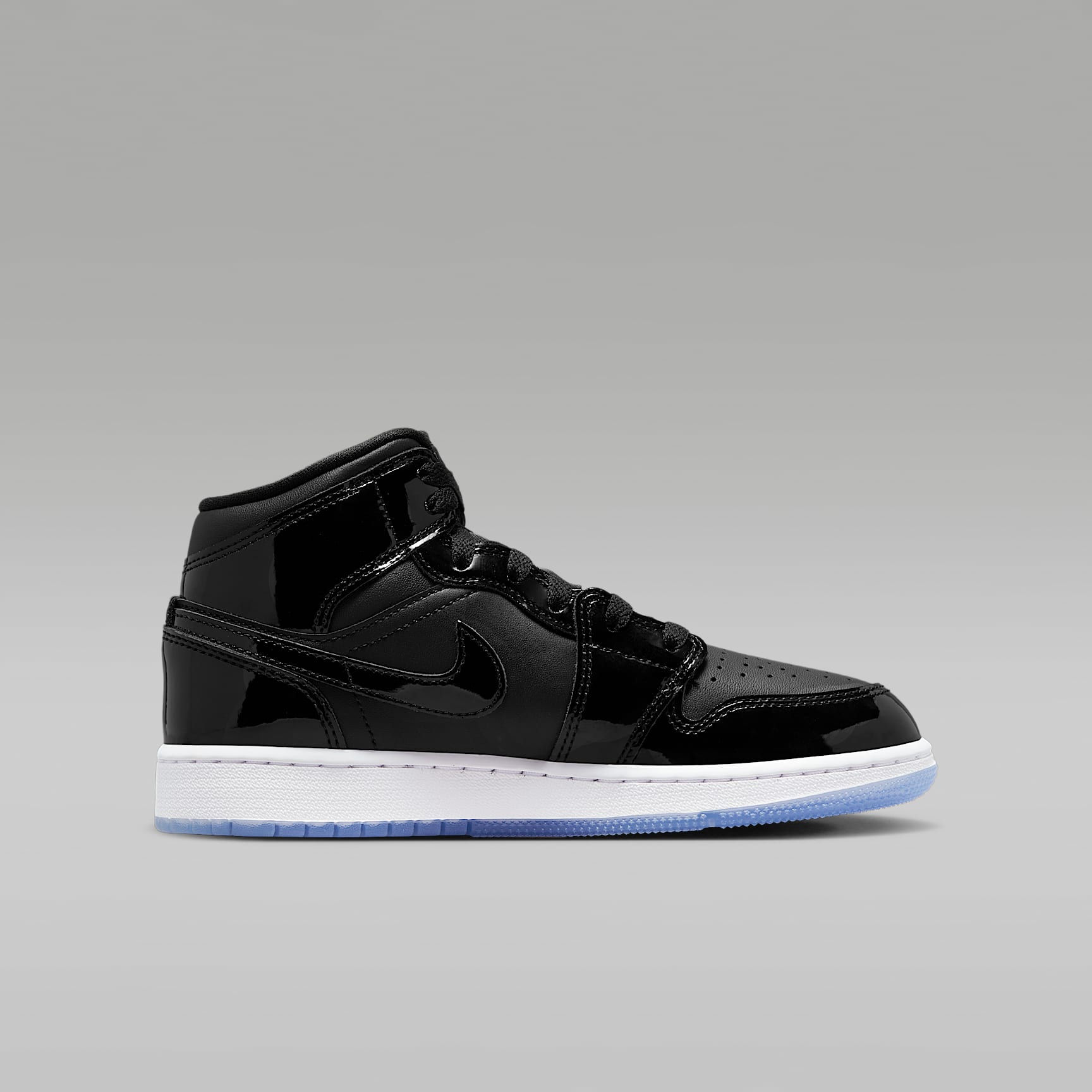 Air Jordan 1 Mid SE Big Kids' Shoes