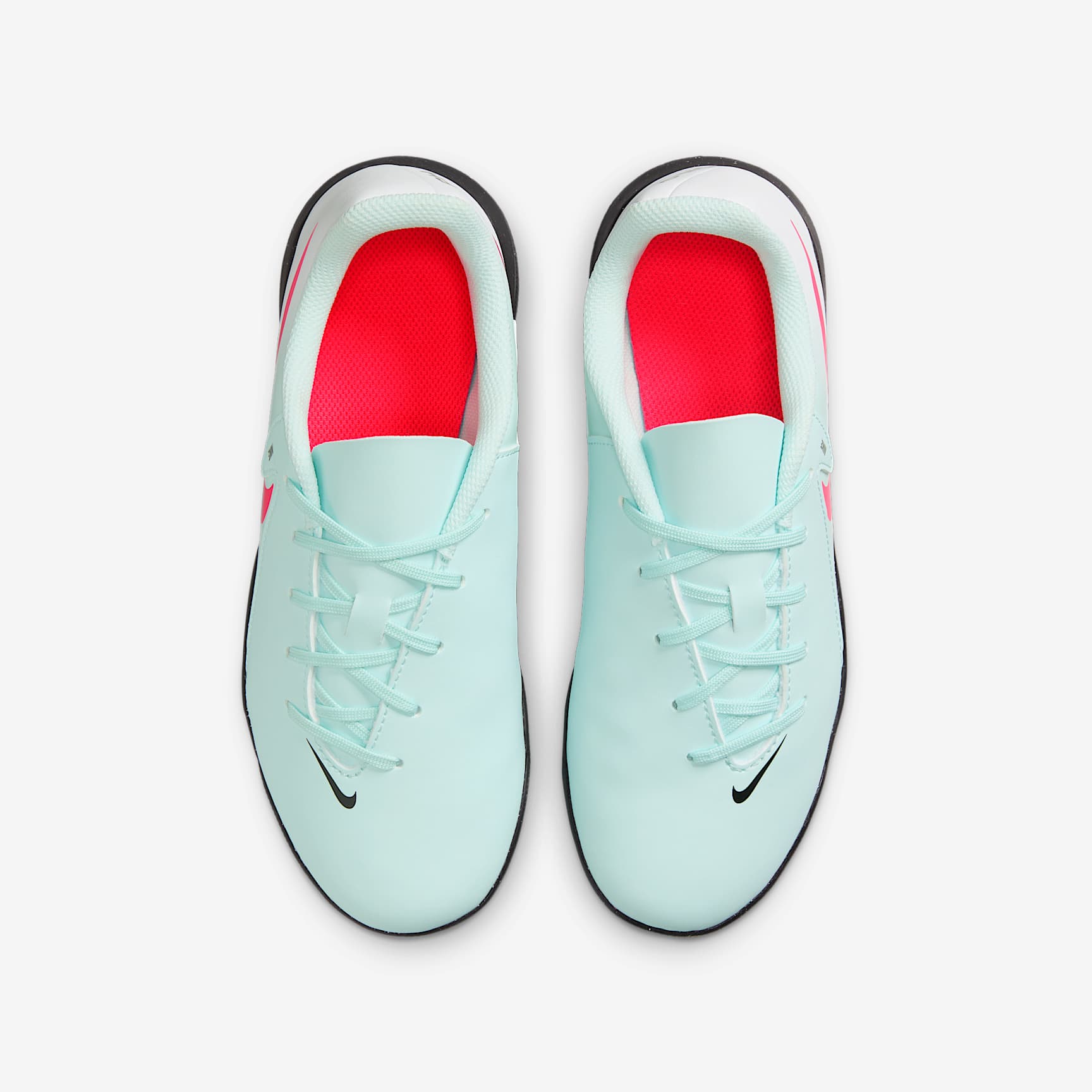 Nike Jr. Phantom GX 2 Club Little/Big Kids' TF Soccer Shoes