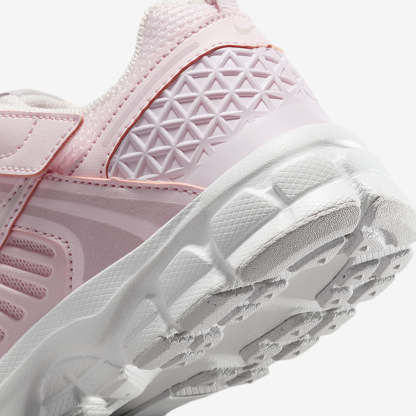 Nike Vomero 5 Little Kids' Shoes